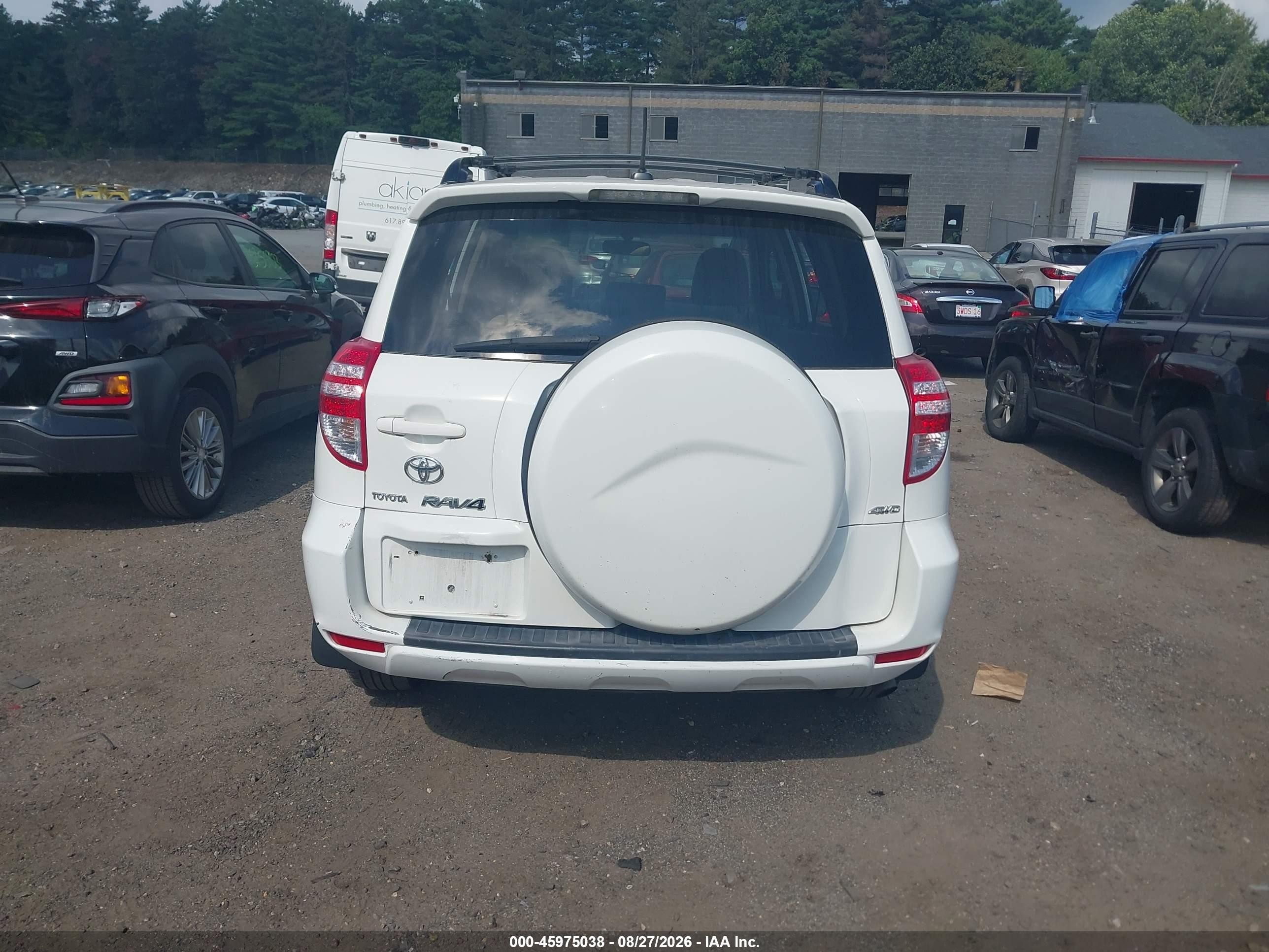 2010 Toyota Rav4   White vin: JTMBF4DV6A5021251