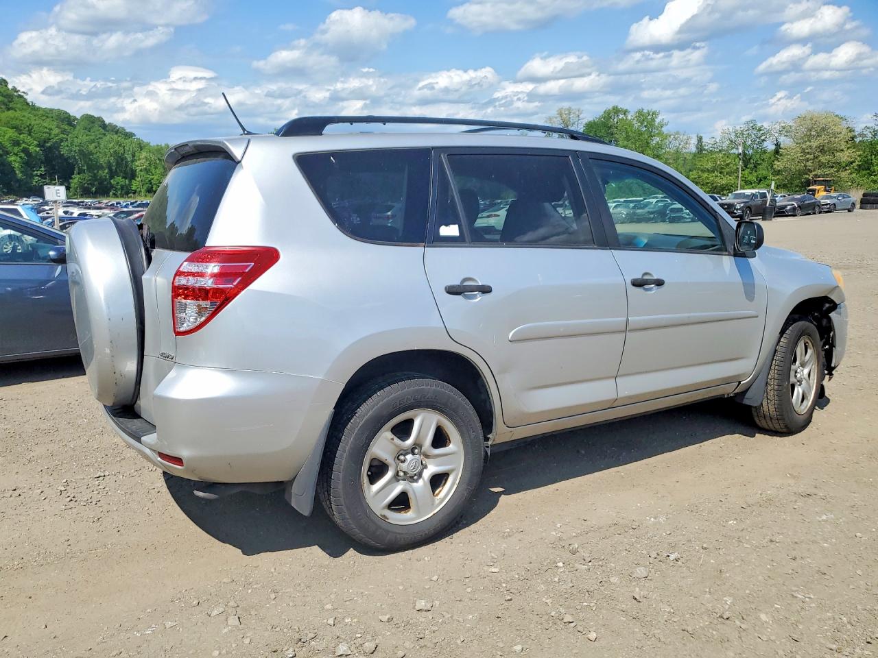 2010 Toyota Rav4 Base Silver vin: JTMBF4DV6AD024513