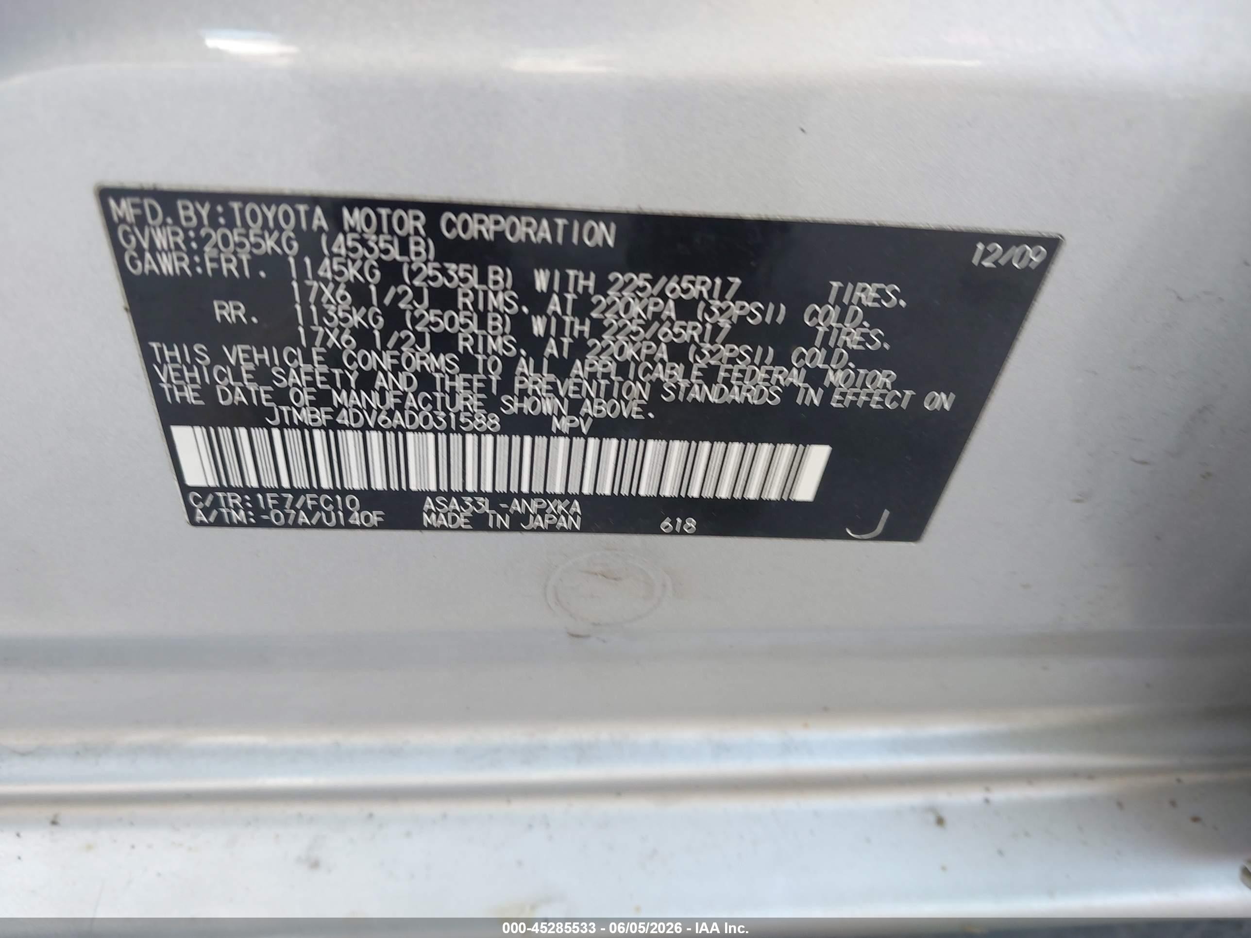 2010 Toyota Rav4   Silver vin: JTMBF4DV6AD031588