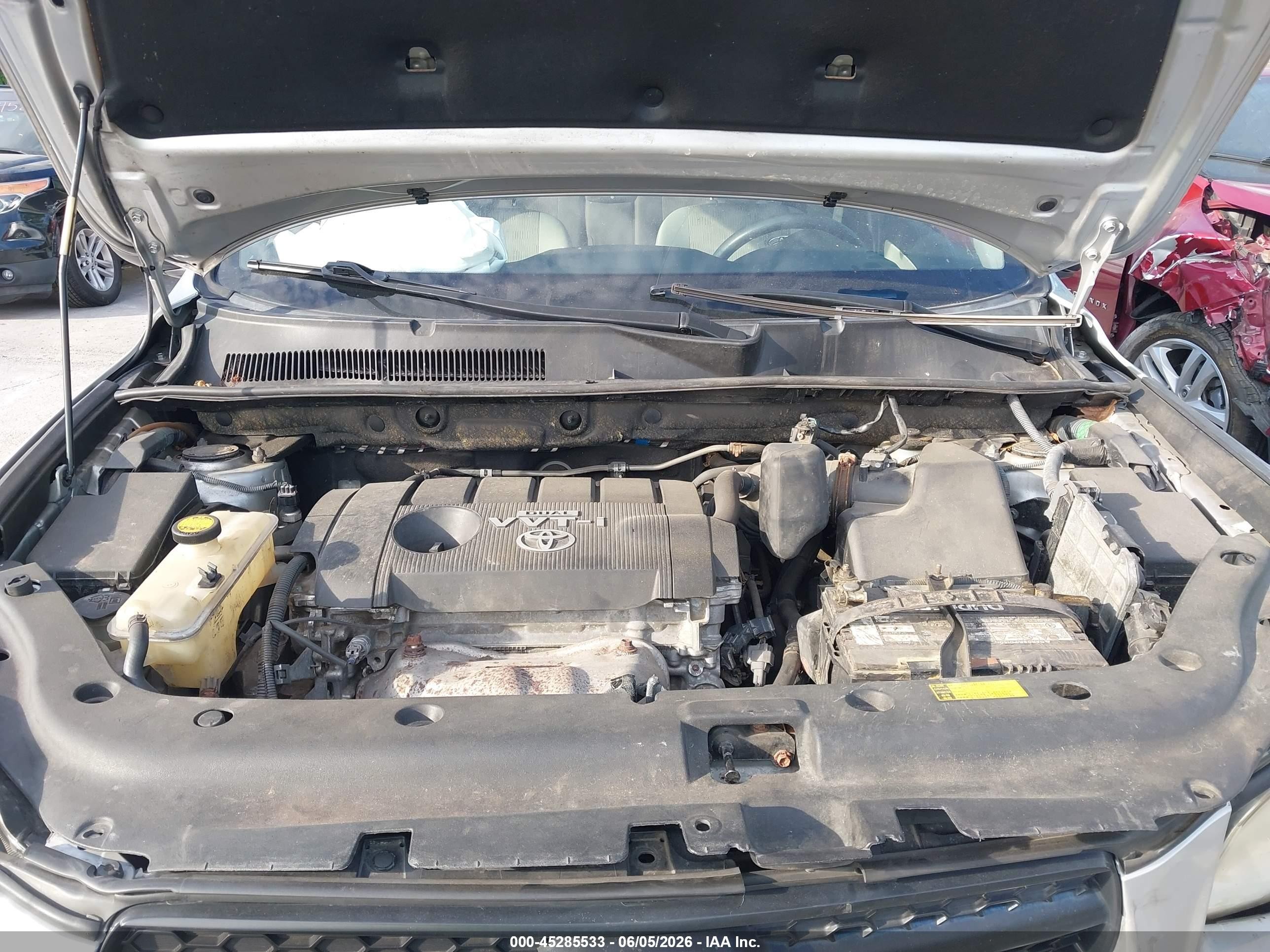 2010 Toyota Rav4   Silver vin: JTMBF4DV6AD031588