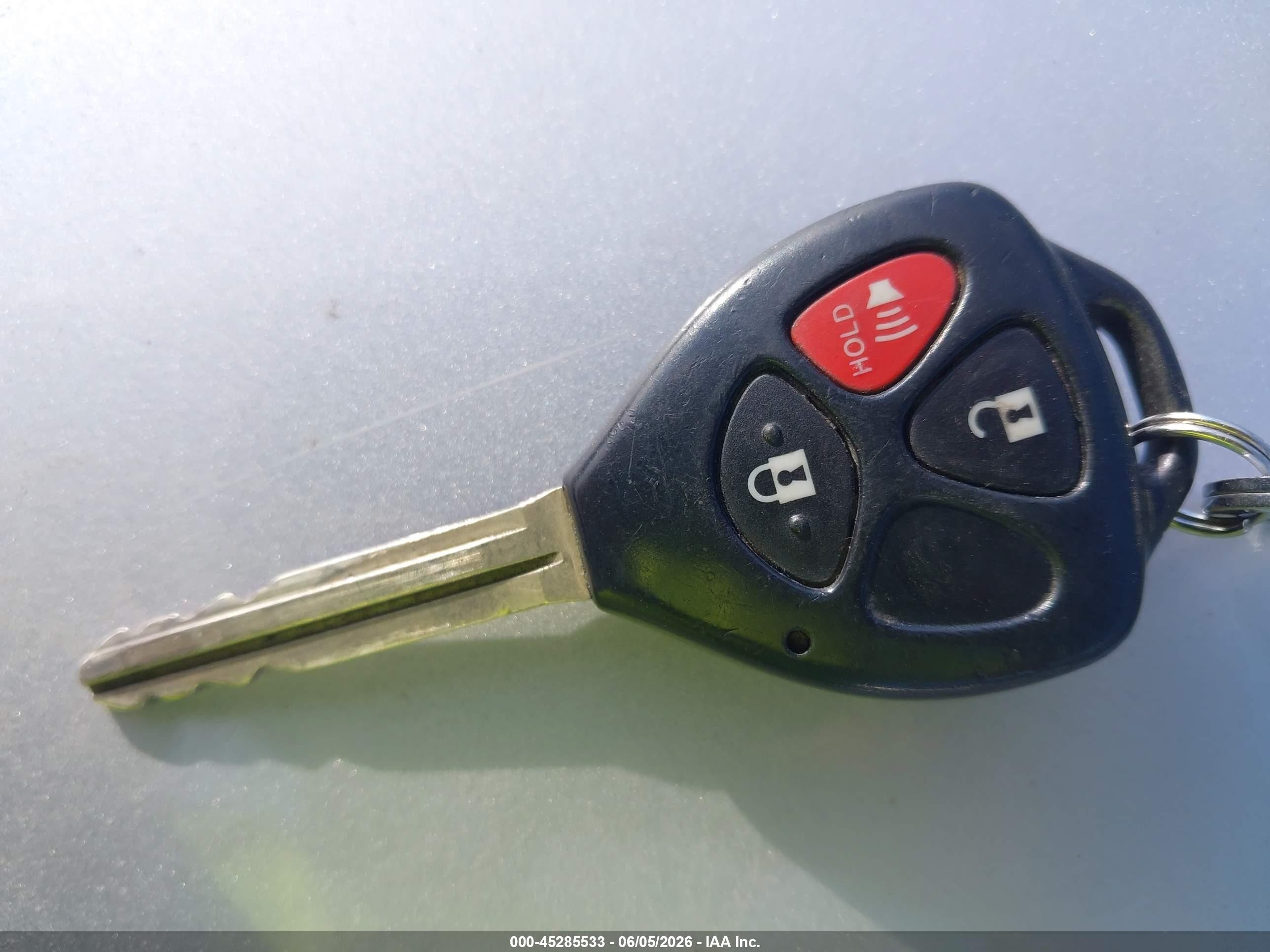 2010 Toyota Rav4   Silver vin: JTMBF4DV6AD031588
