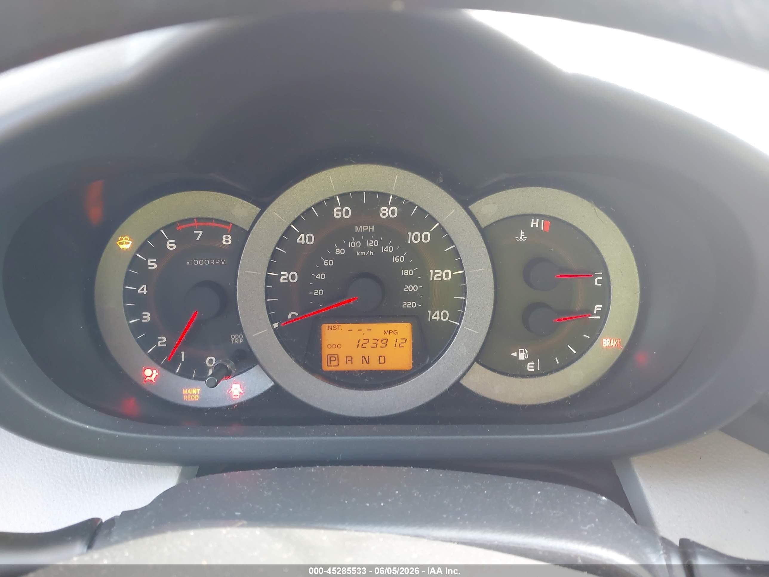 2010 Toyota Rav4   Silver vin: JTMBF4DV6AD031588