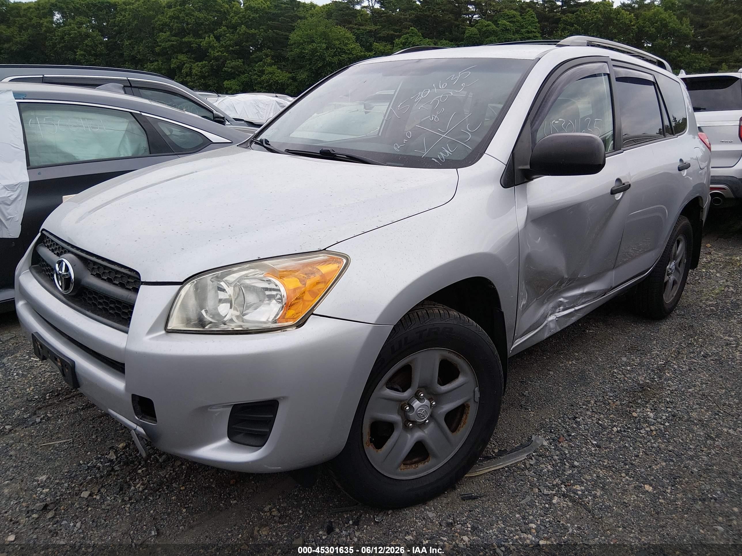 2010 Toyota Rav4 Silver vin: JTMBF4DV6AD036113