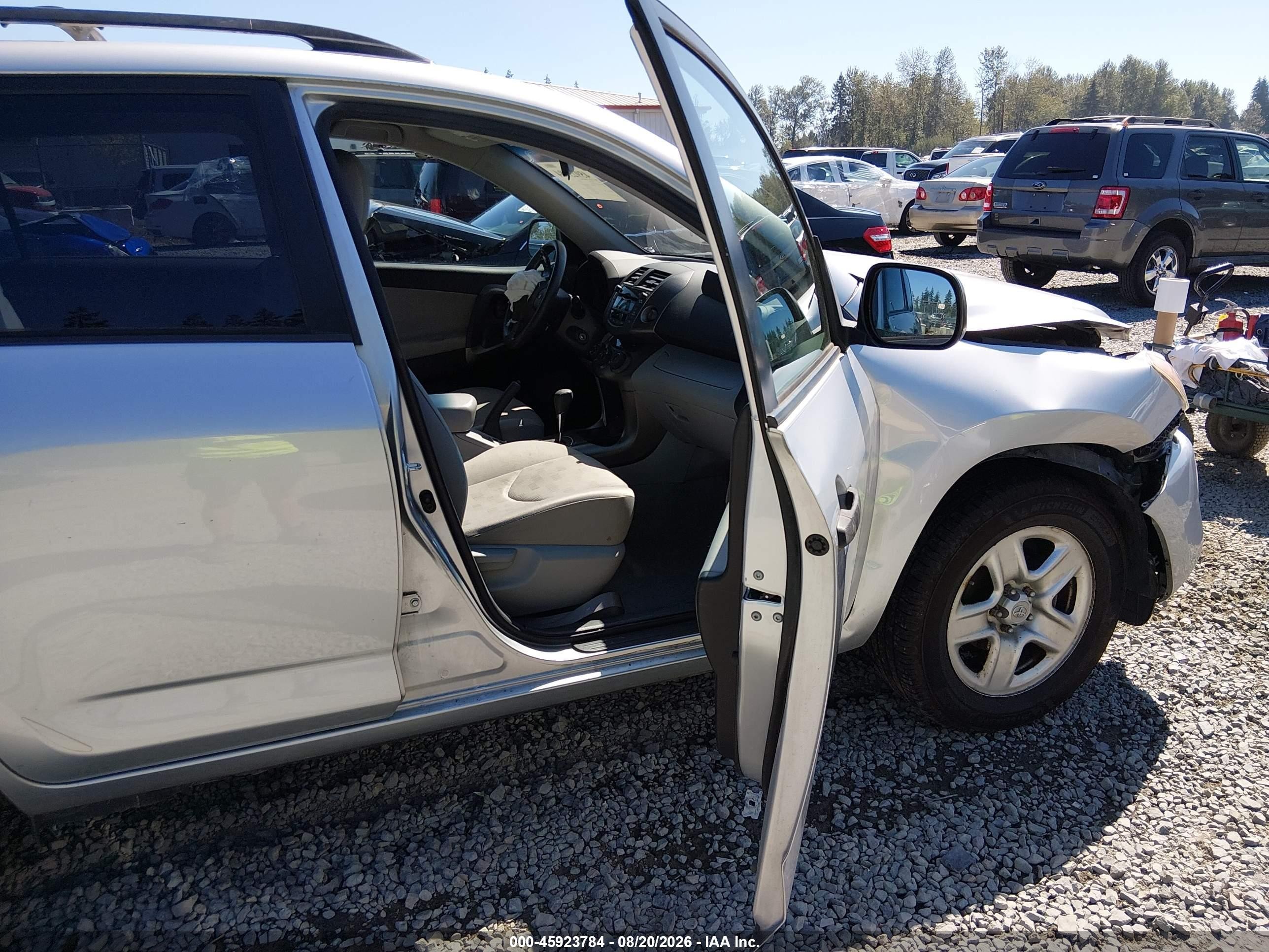 2010 Toyota Rav4   Silver vin: JTMBF4DV6AD038508