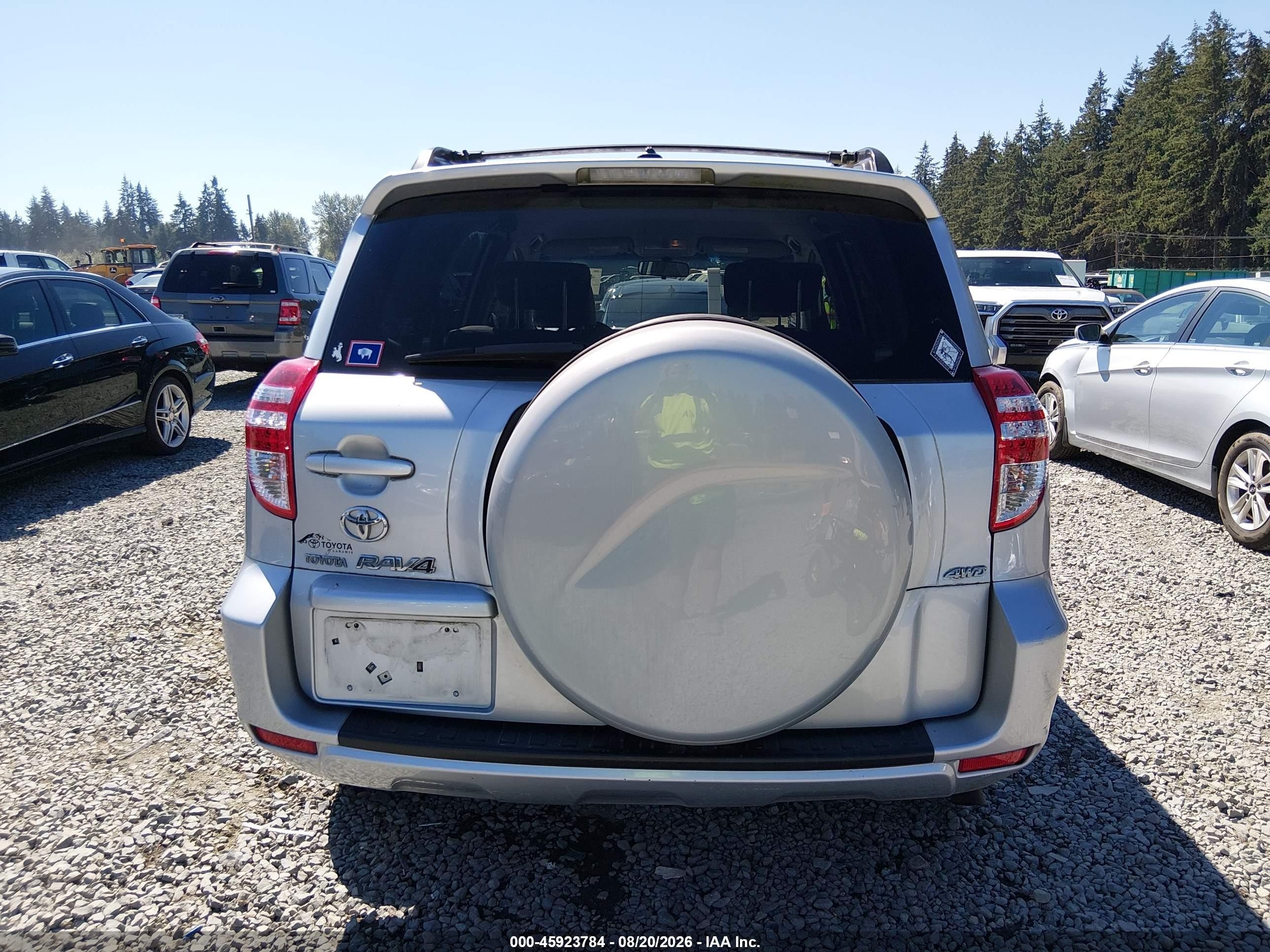 2010 Toyota Rav4   Silver vin: JTMBF4DV6AD038508
