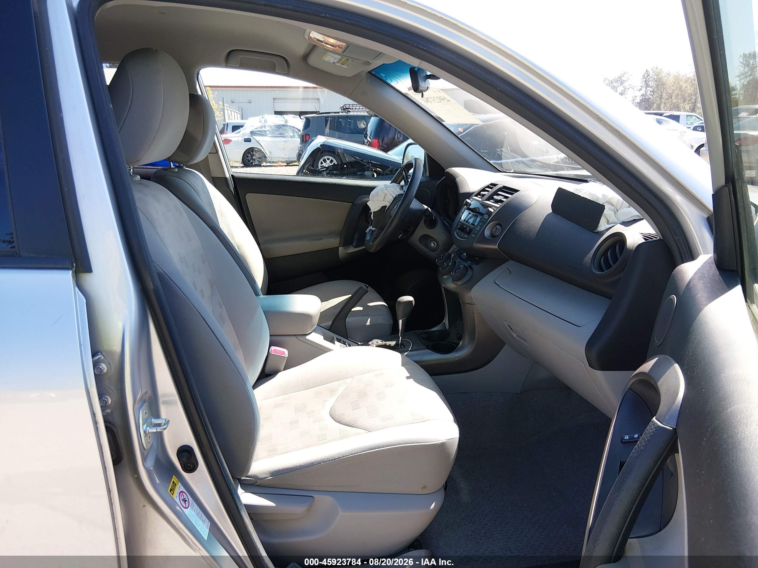 2010 Toyota Rav4   Silver vin: JTMBF4DV6AD038508
