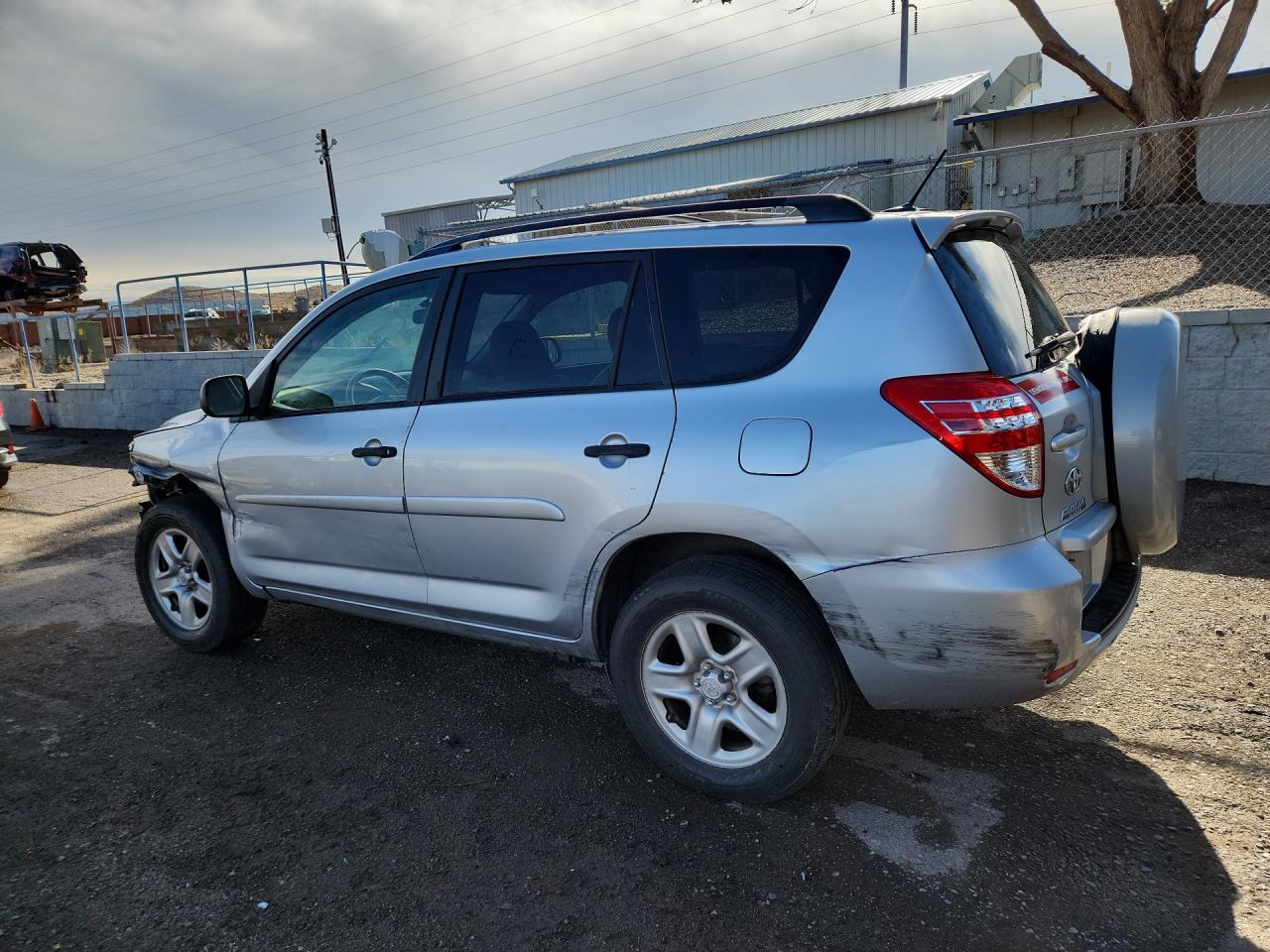2011 Toyota Rav4 Base Silver vin: JTMBF4DV6BD041636