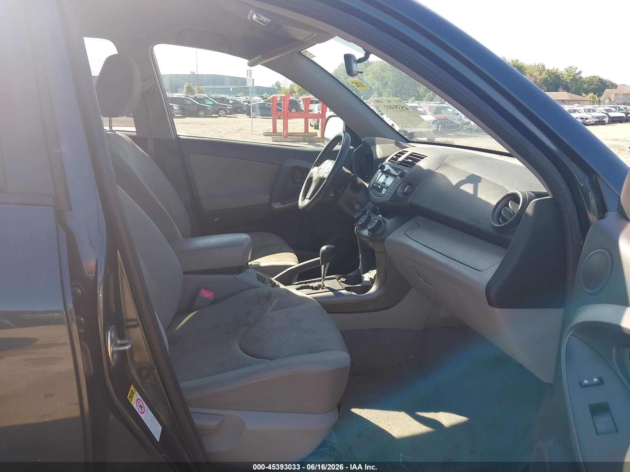2010 Toyota Rav4   Dark Blue vin: JTMBF4DV7AD031504