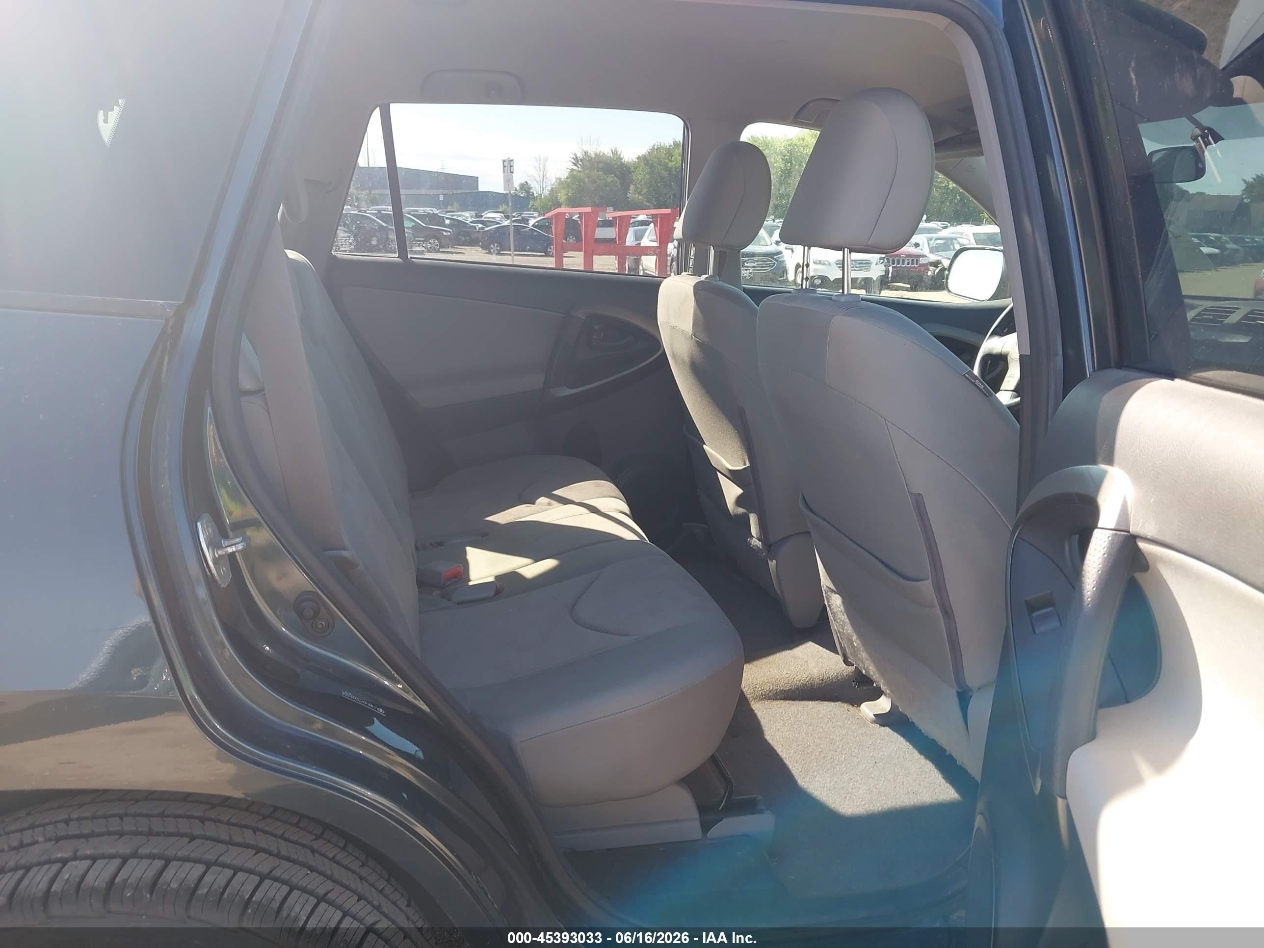 2010 Toyota Rav4   Dark Blue vin: JTMBF4DV7AD031504