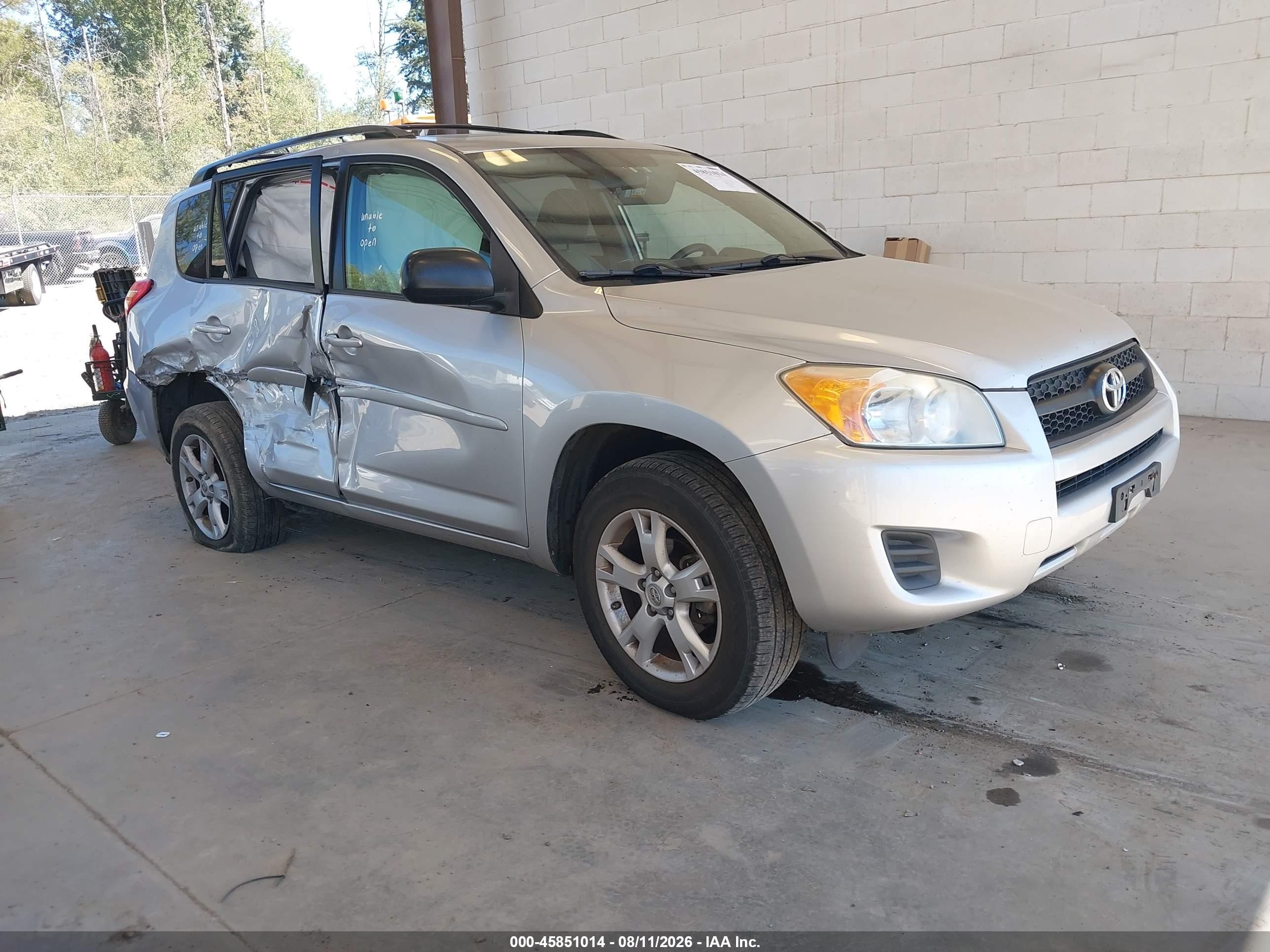 2011 Toyota Rav4   Silver vin: JTMBF4DV7B5039811