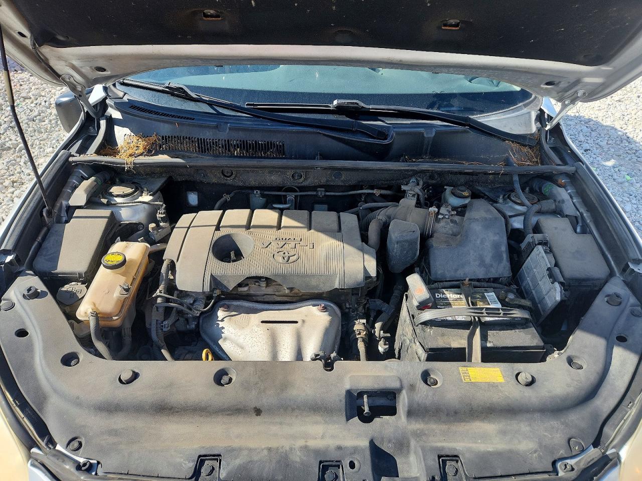 2011 Toyota Rav4 Base Silver vin: JTMBF4DV7B5046175