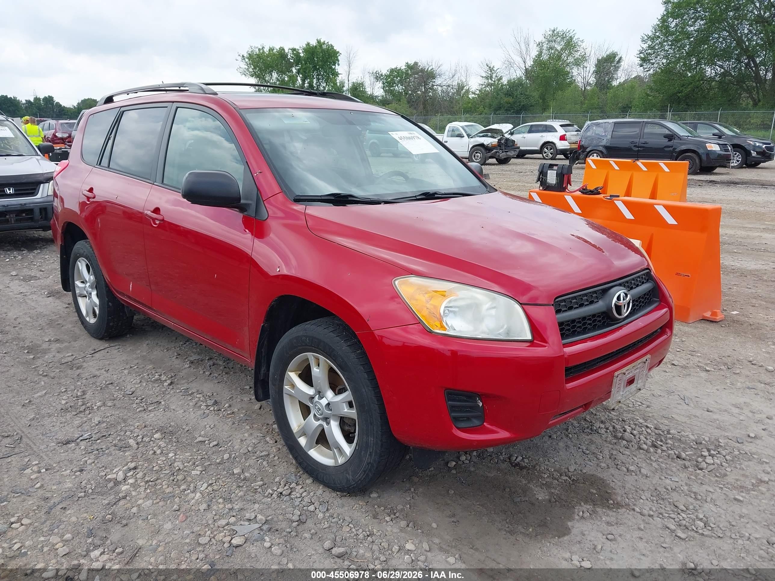 2011 Toyota Rav4   Red vin: JTMBF4DV7B5047357