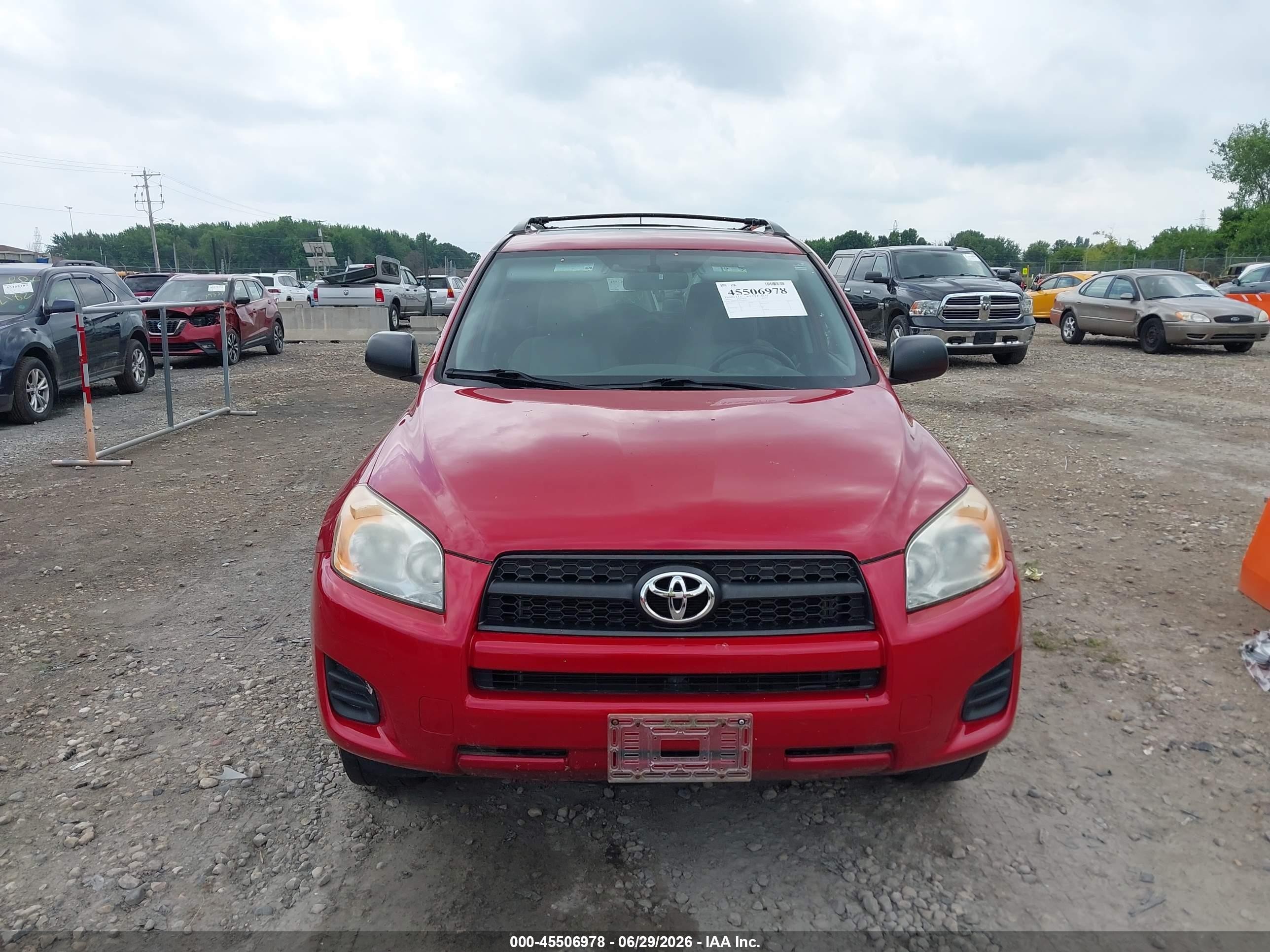 2011 Toyota Rav4   Red vin: JTMBF4DV7B5047357