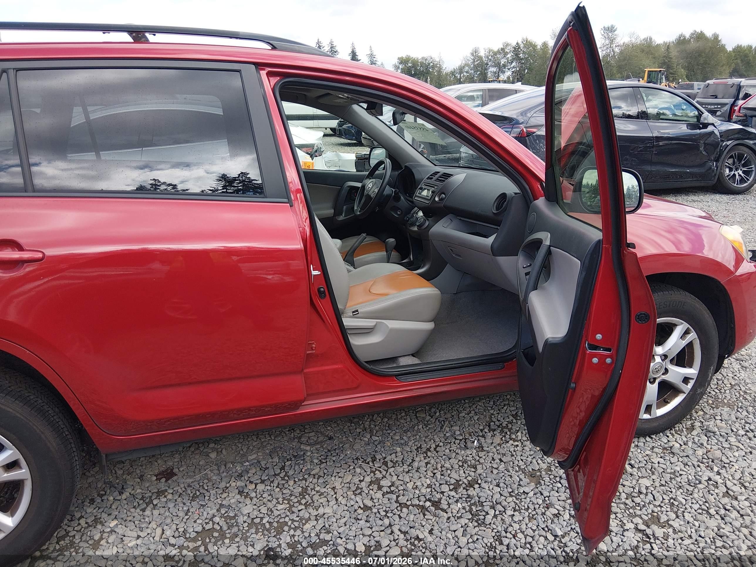 2012 Toyota Rav4   Red vin: JTMBF4DV7C5056111