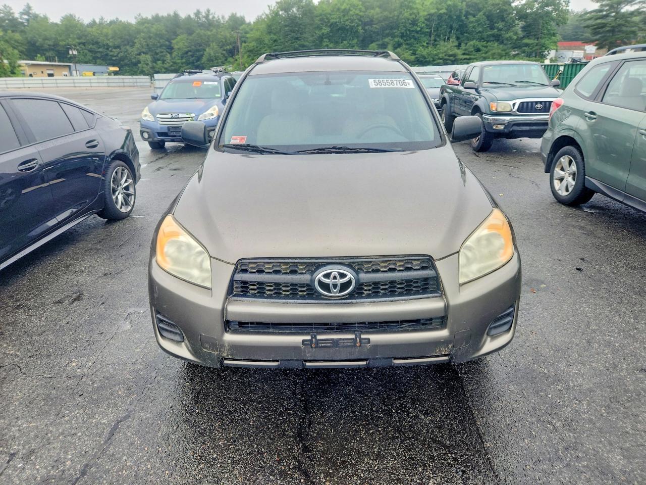 2010 Toyota Rav4 Base Gray vin: JTMBF4DV8AD036372