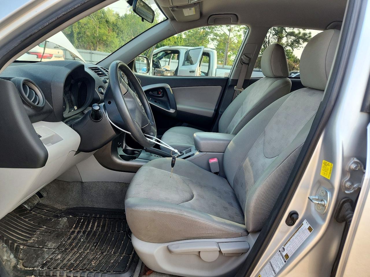 2010 Toyota Rav4 Base Silver vin: JTMBF4DV8AD037263