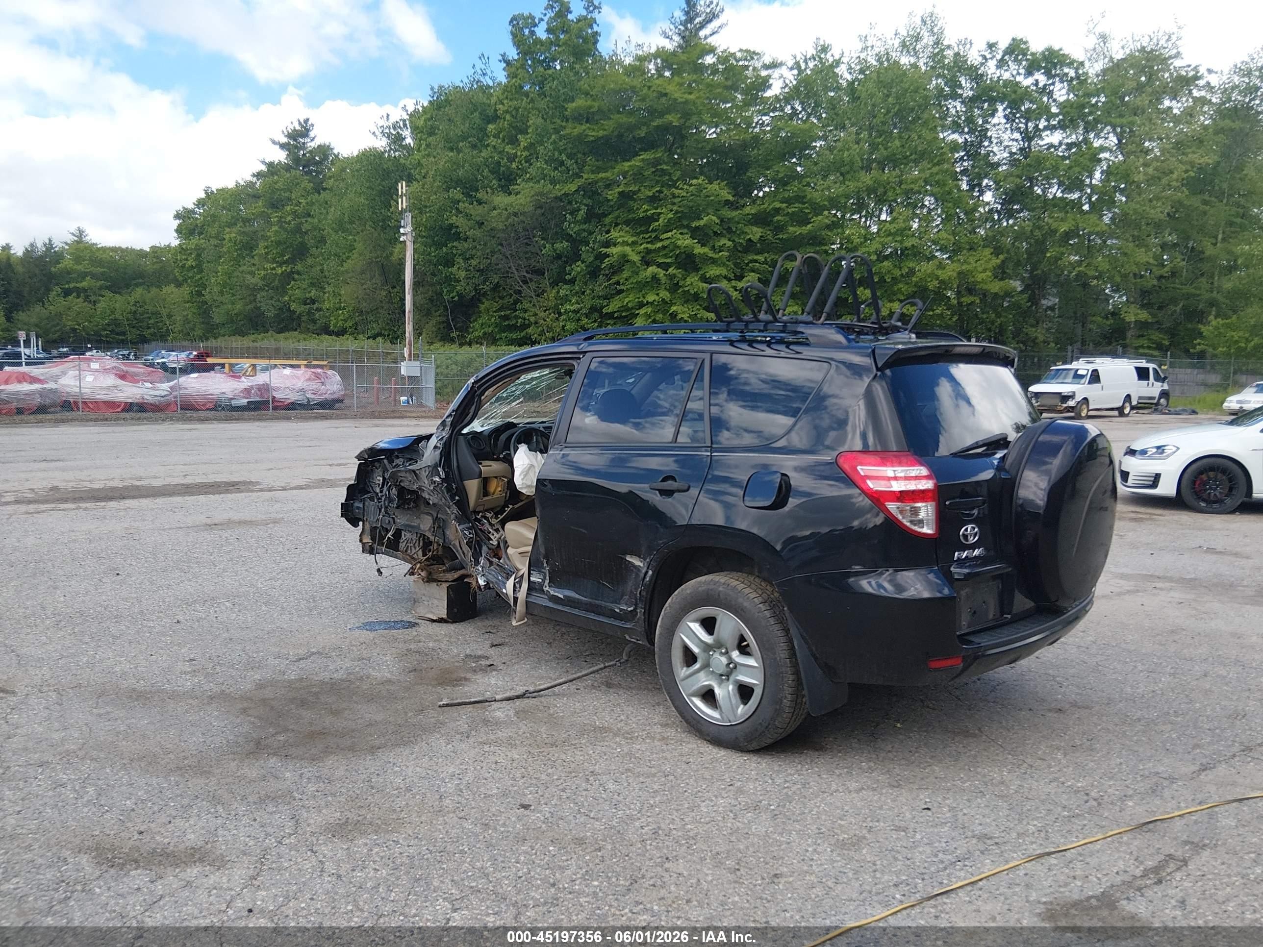 2011 Toyota Rav4   Black vin: JTMBF4DV8B5039302