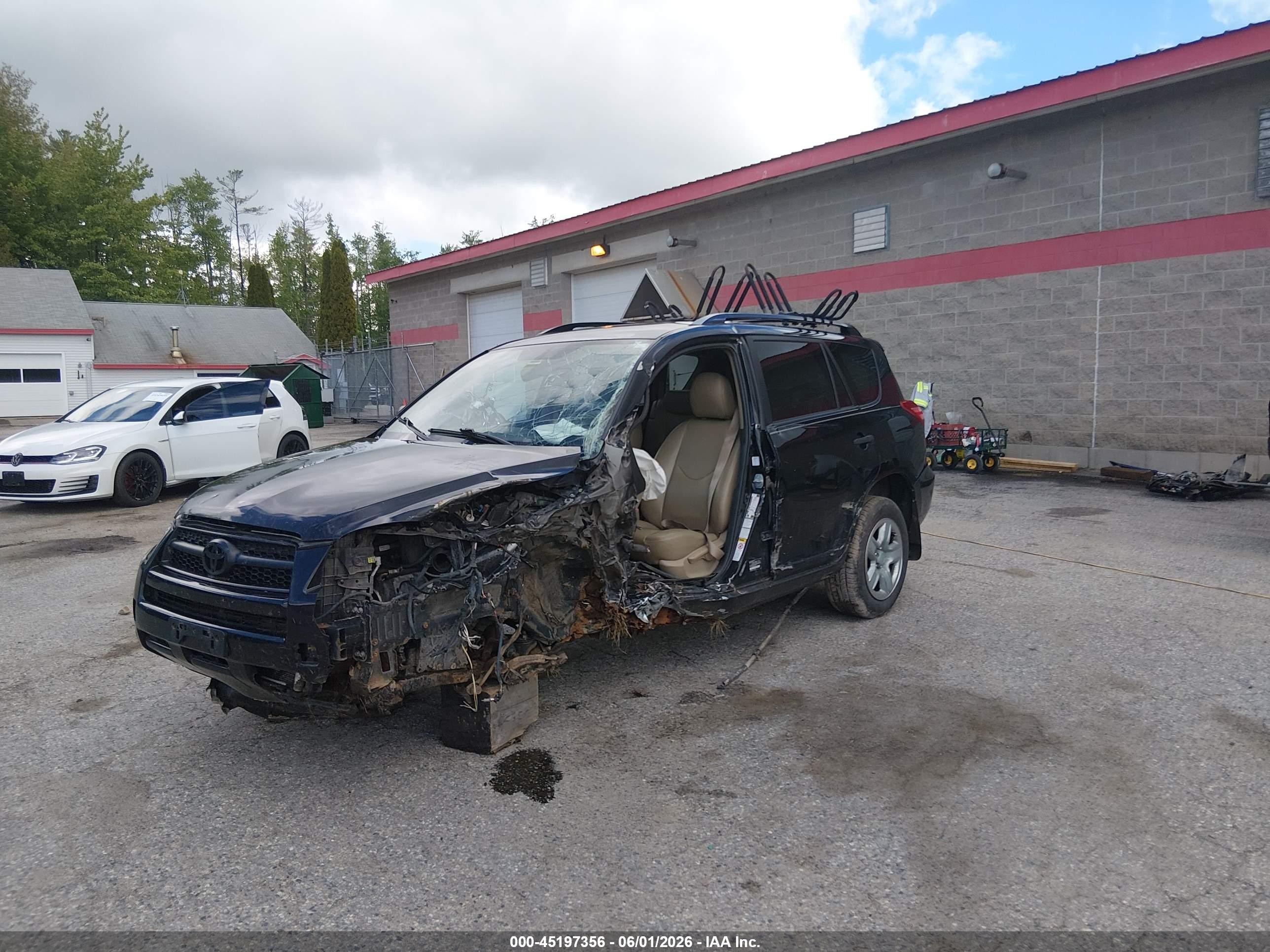 2011 Toyota Rav4   Black vin: JTMBF4DV8B5039302