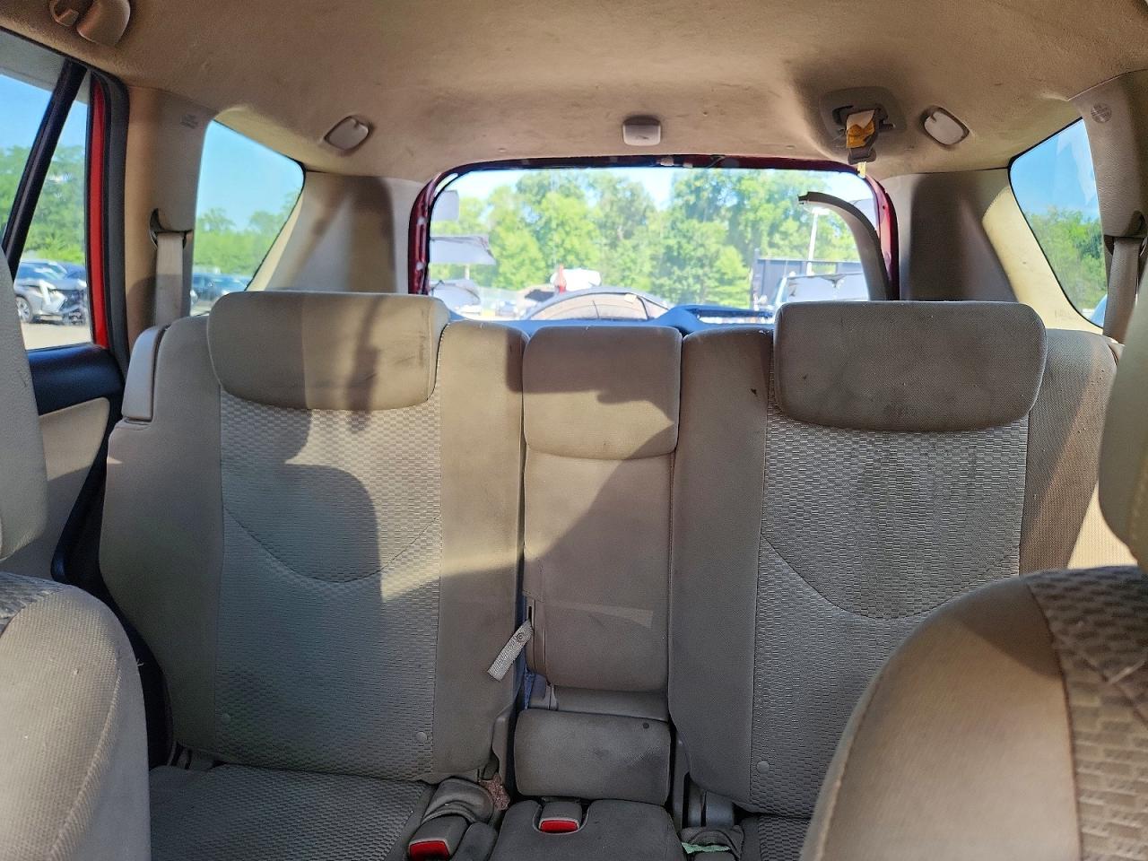 2011 Toyota Rav4 Base Red vin: JTMBF4DV8B5043401