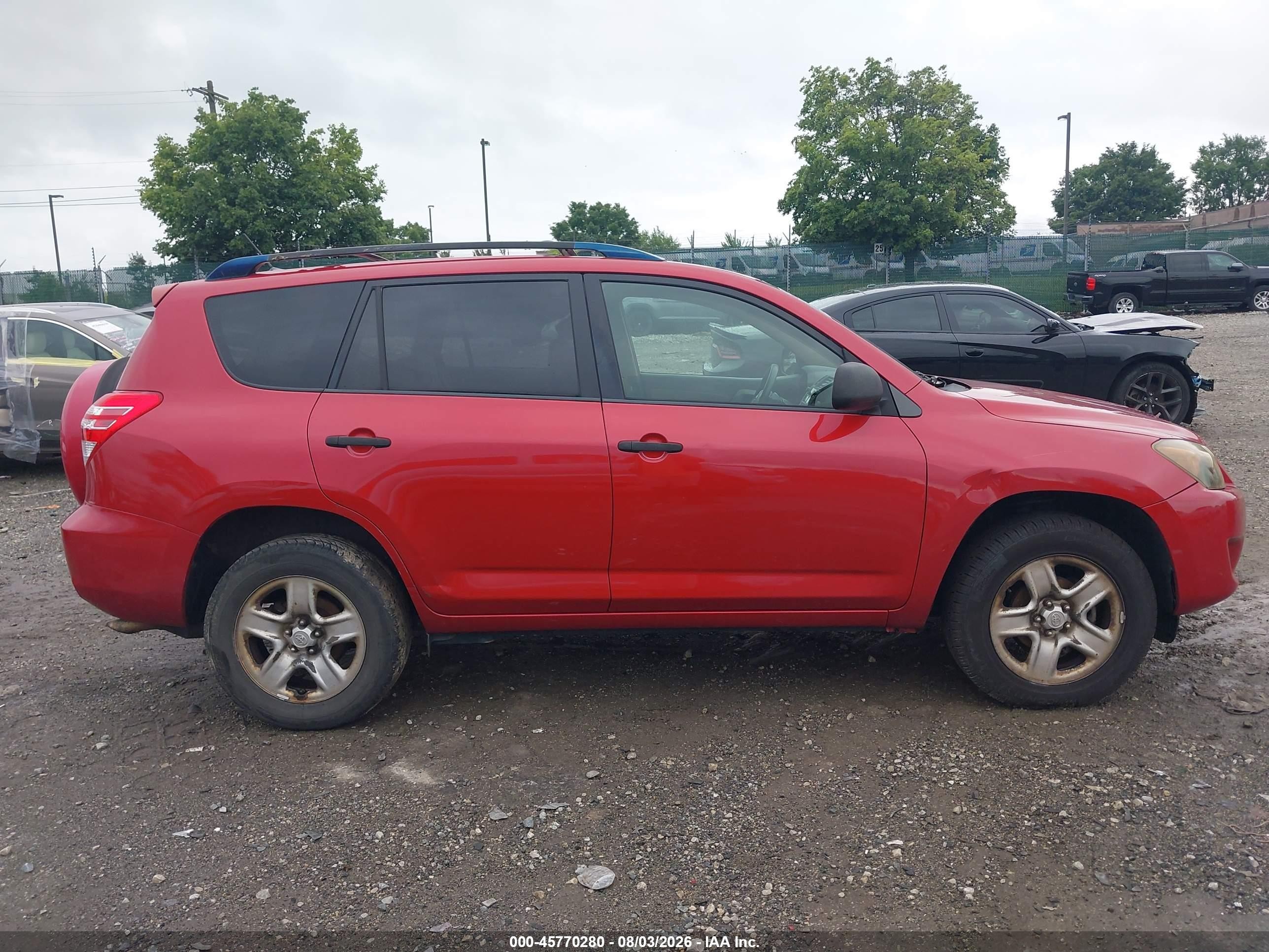 2010 Toyota Rav4   Red vin: JTMBF4DV9A5018490