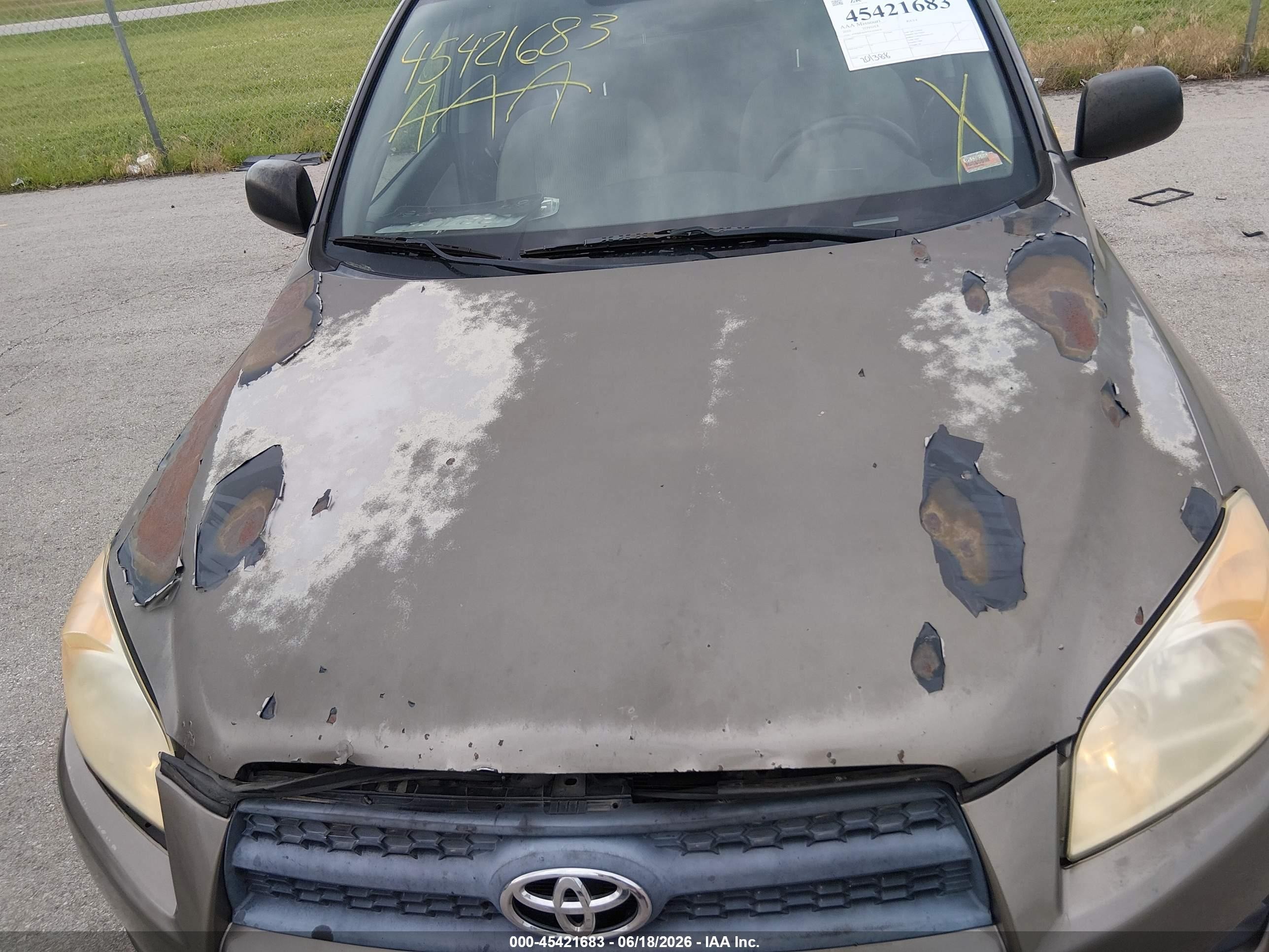 2010 Toyota Rav4   Beige vin: JTMBF4DV9A5026430