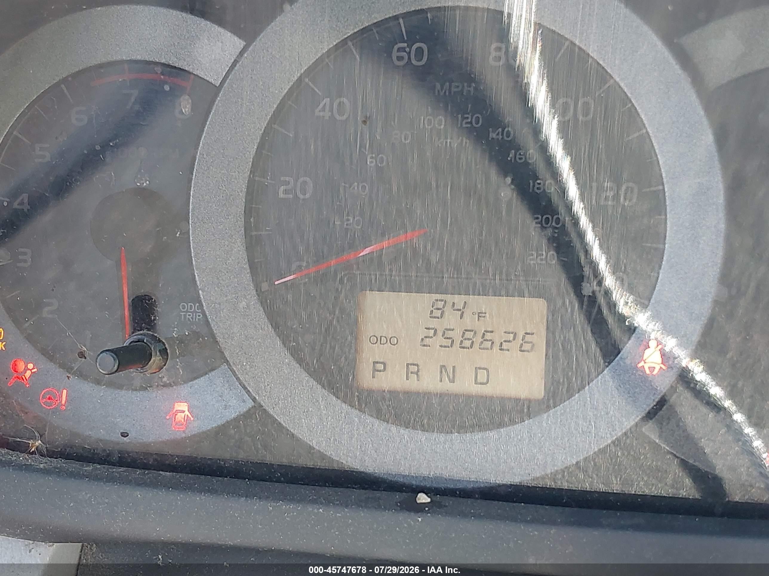 2010 Toyota Rav4   Серебряный vin: JTMBF4DV9AD025185