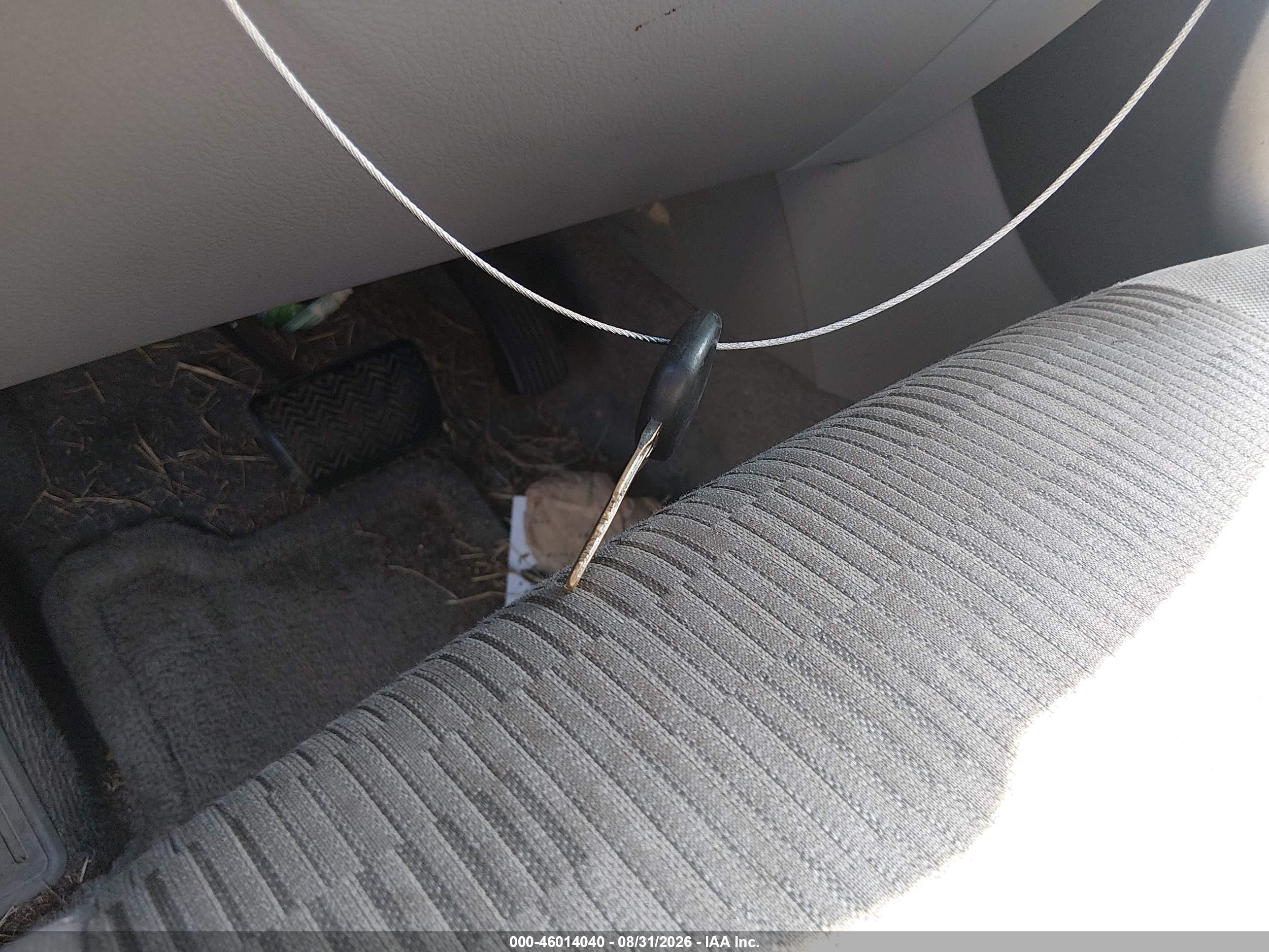 2010 Toyota Rav4   Silver vin: JTMBF4DV9AD034324