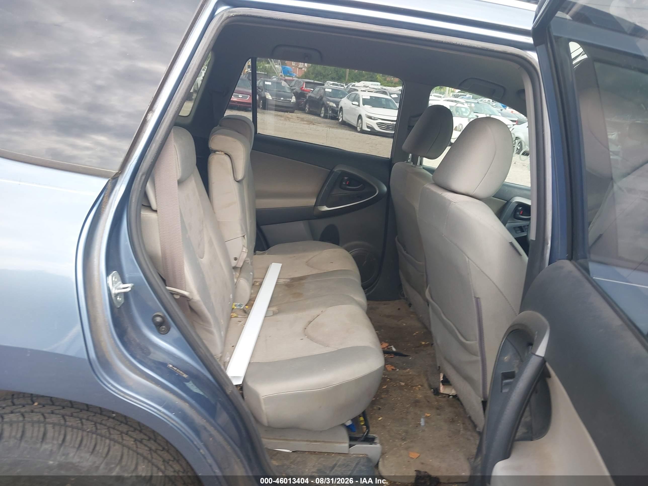 2010 Toyota Rav4   Blue vin: JTMBF4DV9AD034338
