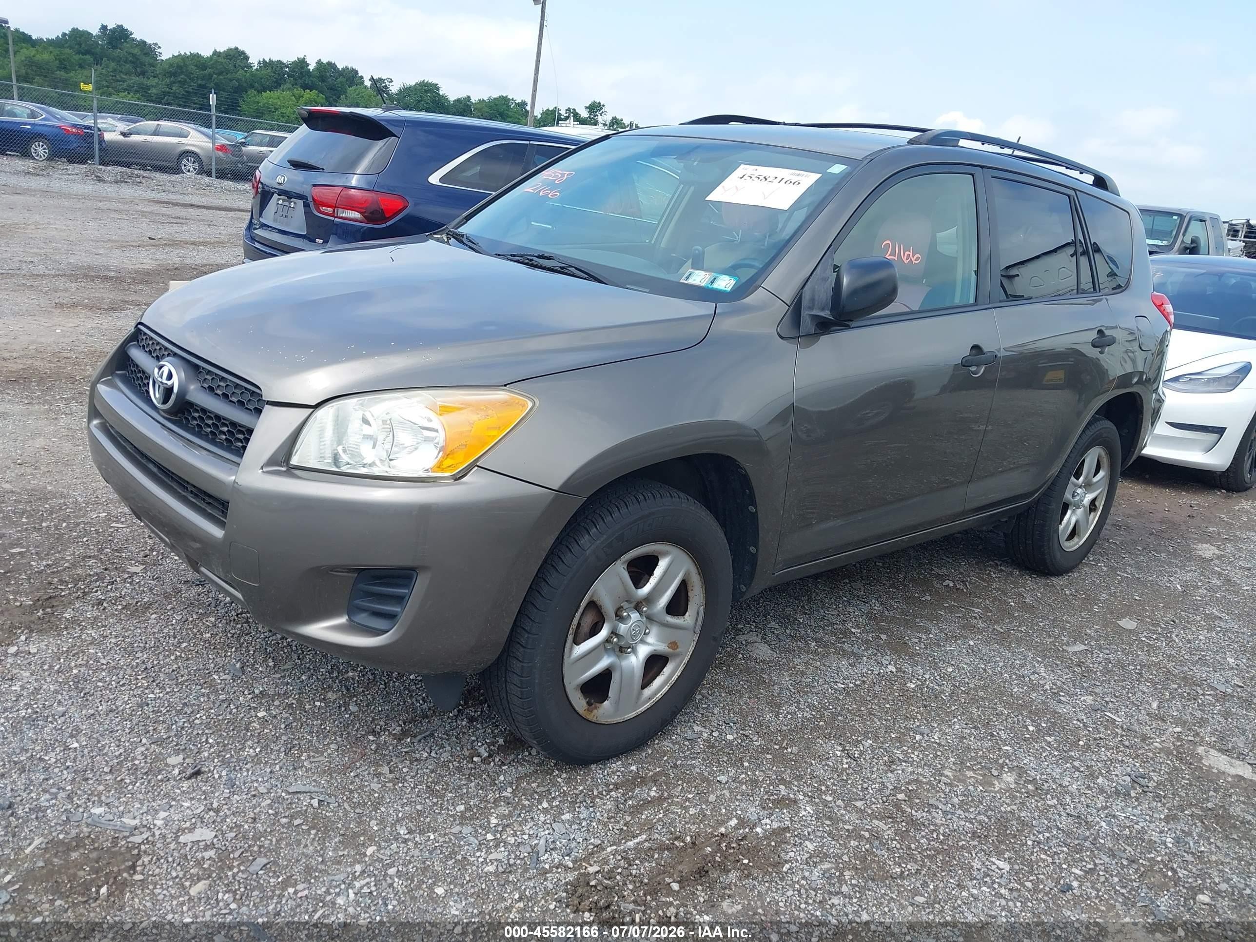 2010 Toyota Rav4   Brown vin: JTMBF4DV9AD036381