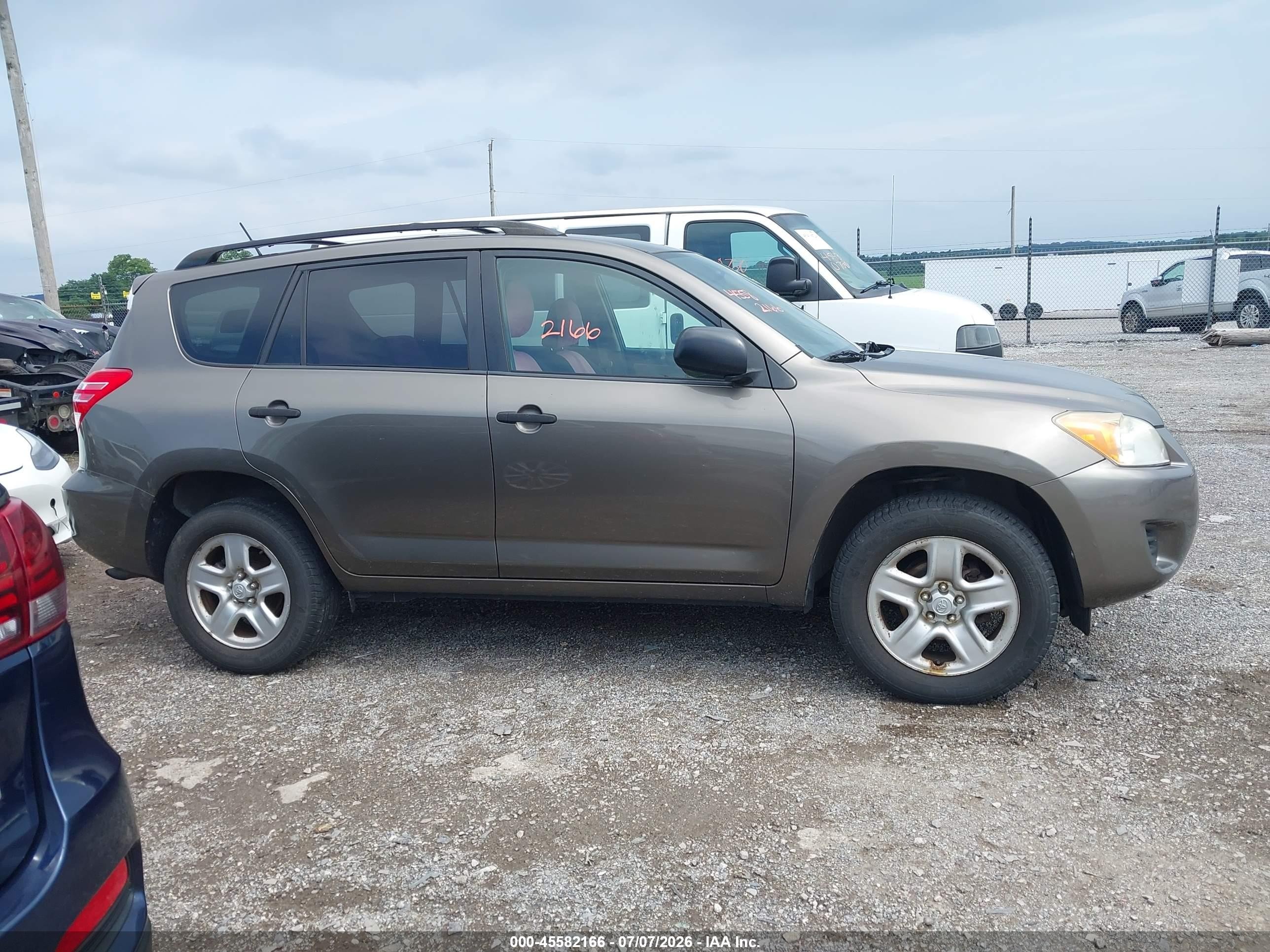 2010 Toyota Rav4   Brown vin: JTMBF4DV9AD036381