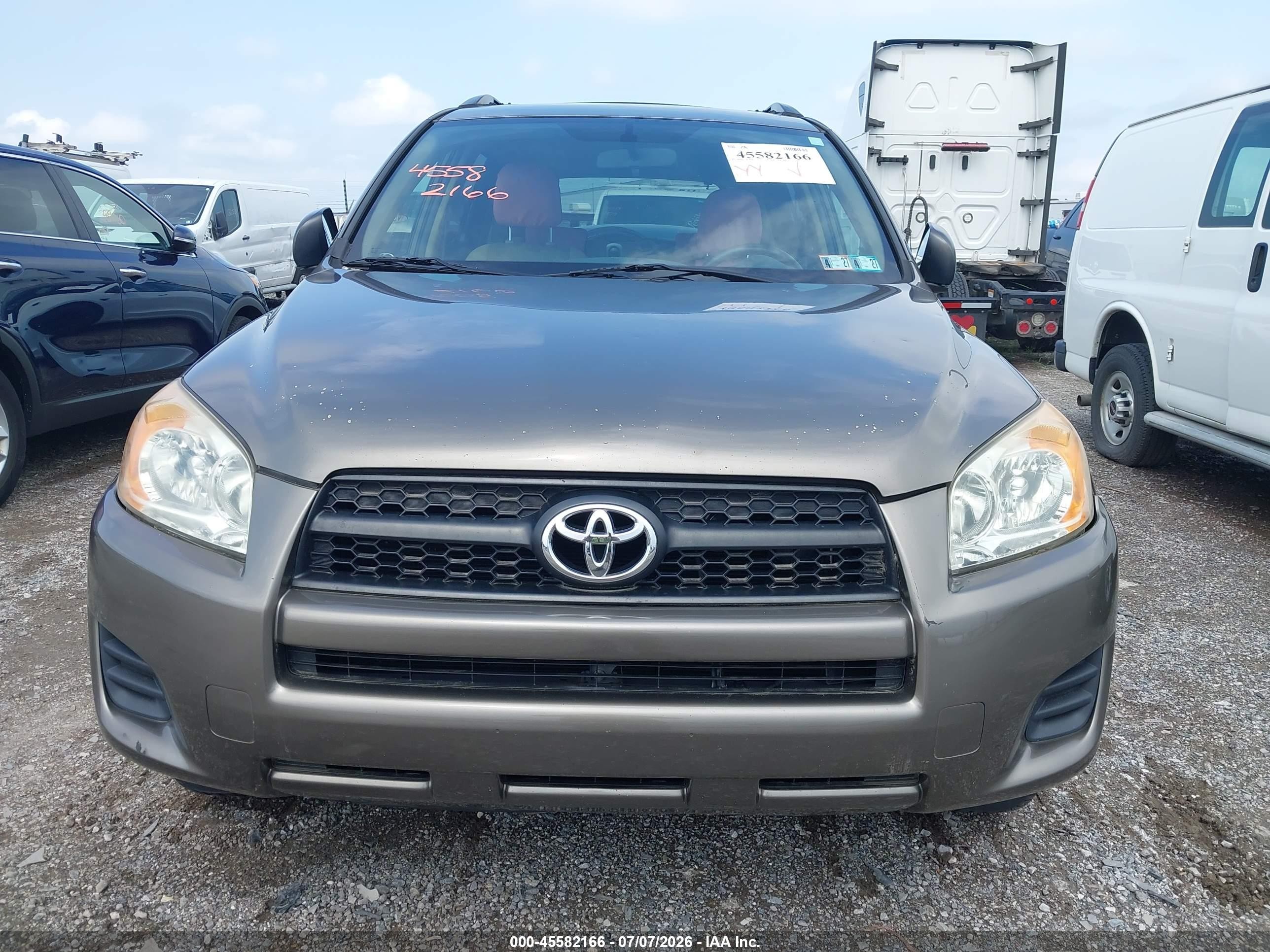 2010 Toyota Rav4   Brown vin: JTMBF4DV9AD036381