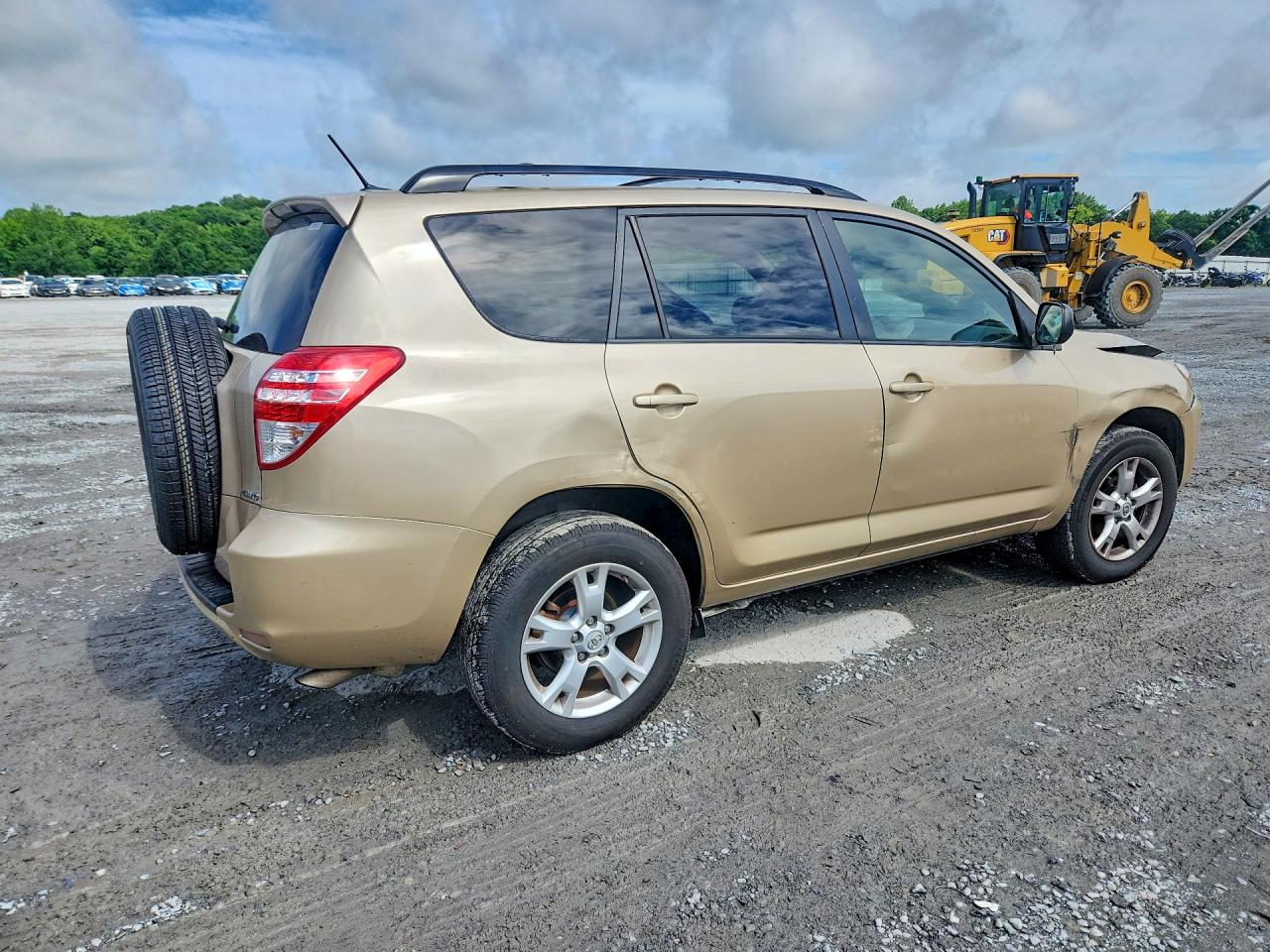2011 Toyota Rav4 Base Gold vin: JTMBF4DV9B5048879