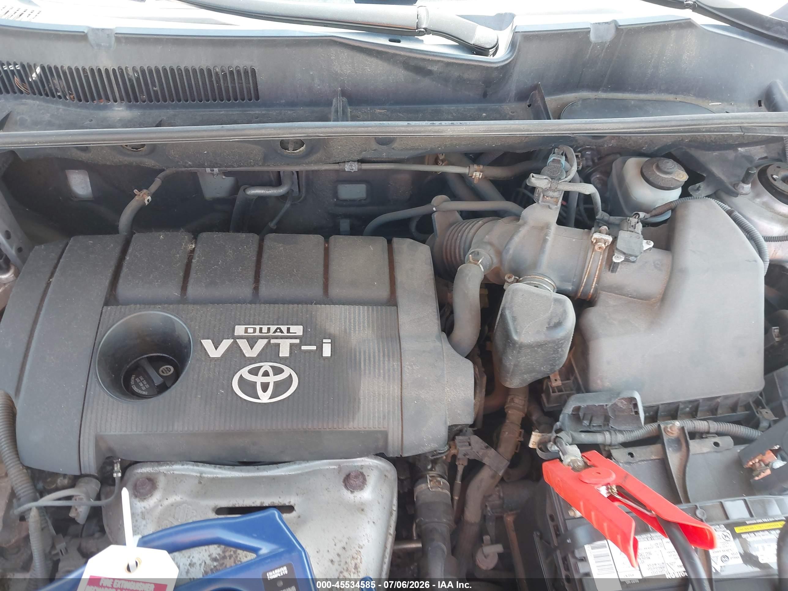 2010 Toyota Rav4   Серебряный vin: JTMBF4DVXAD023560