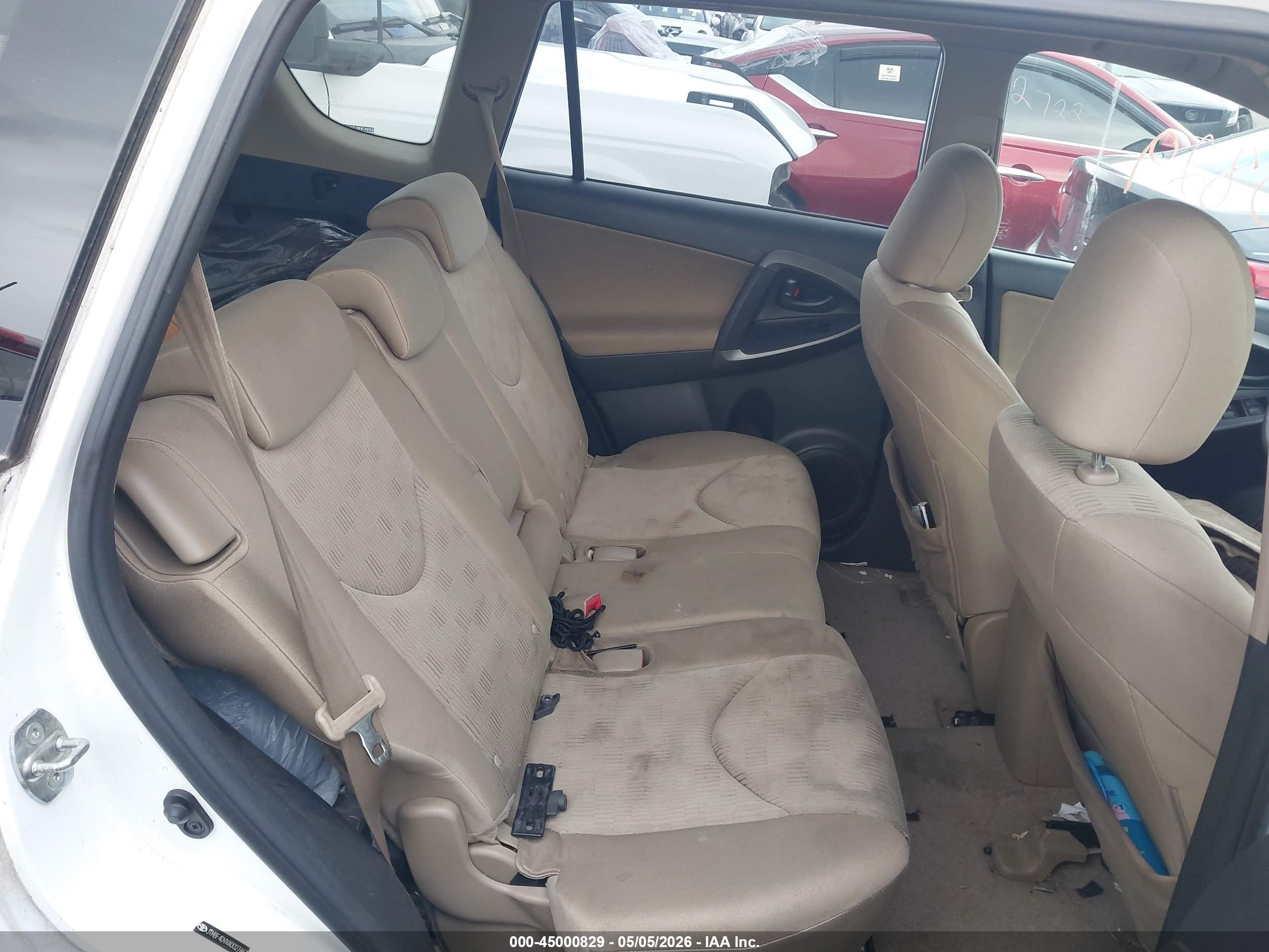 2010 Toyota Rav4   White vin: JTMBF4DVXAD027463