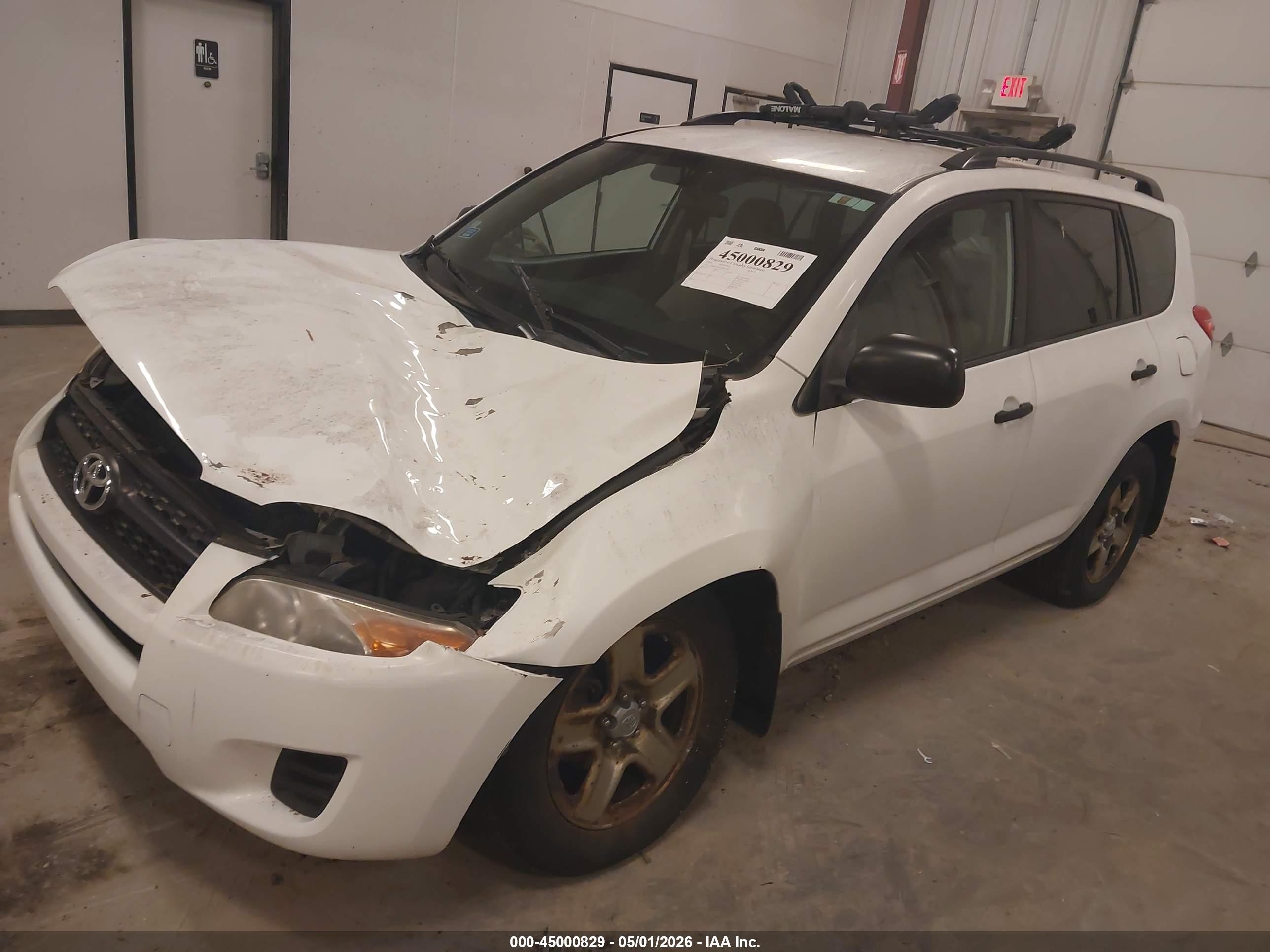 2010 Toyota Rav4   White vin: JTMBF4DVXAD027463