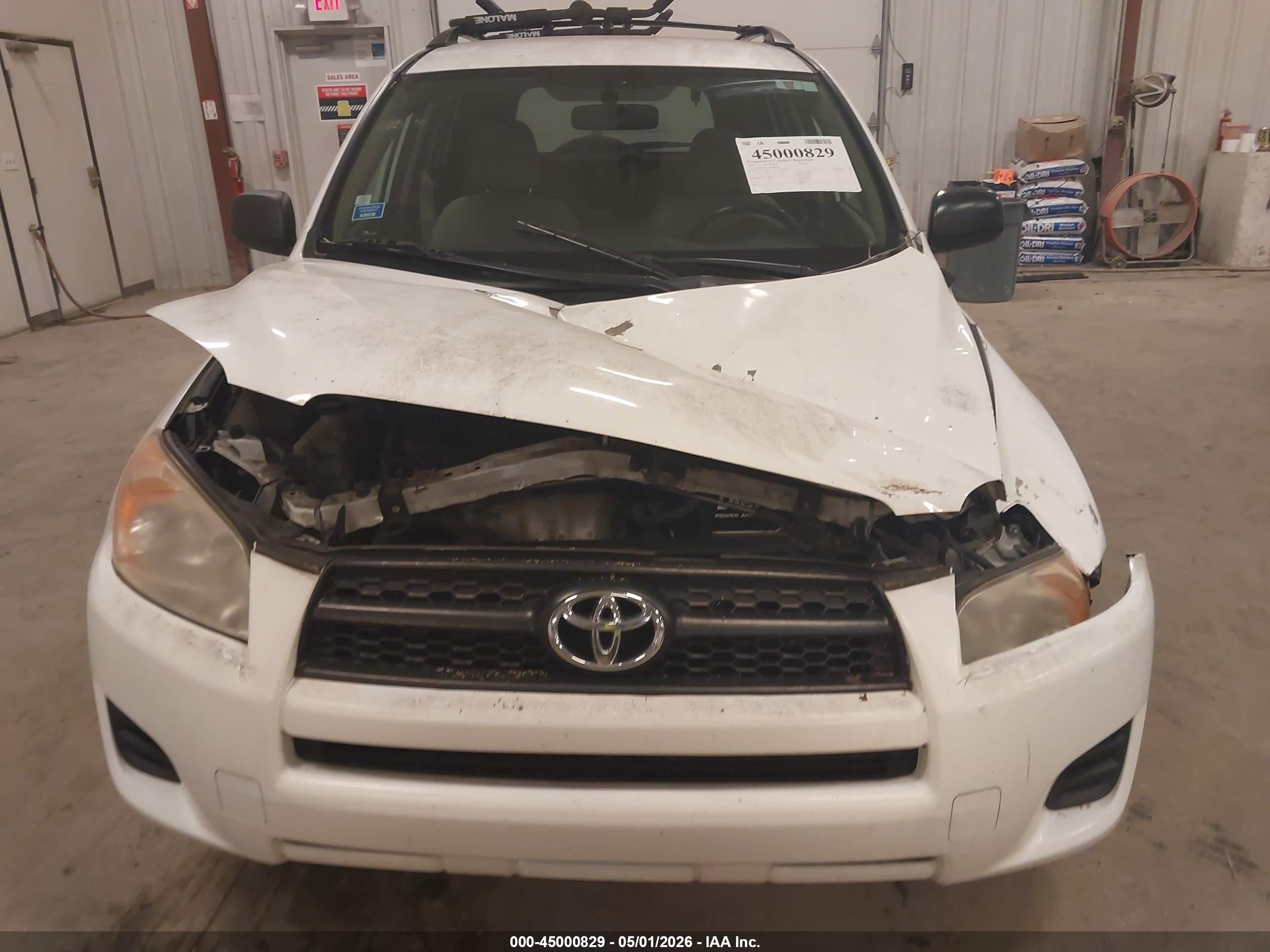 2010 Toyota Rav4   White vin: JTMBF4DVXAD027463