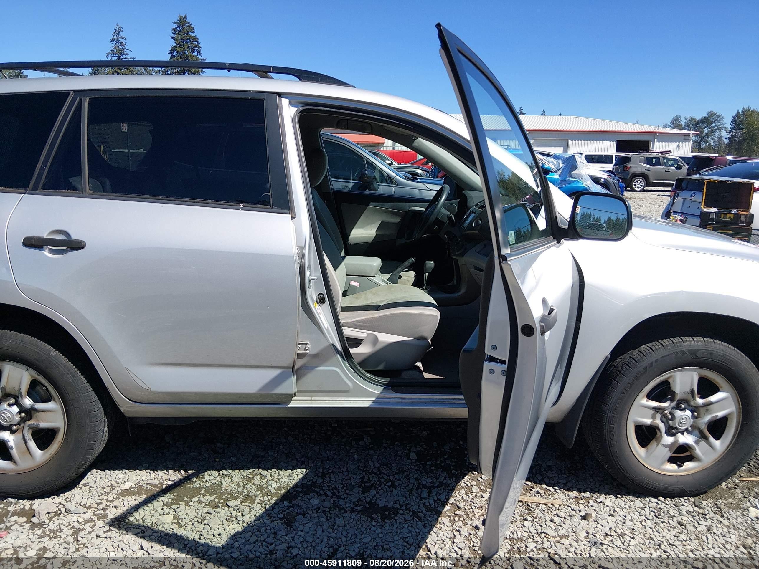 2010 Toyota Rav4   Silver vin: JTMBF4DVXAD032727