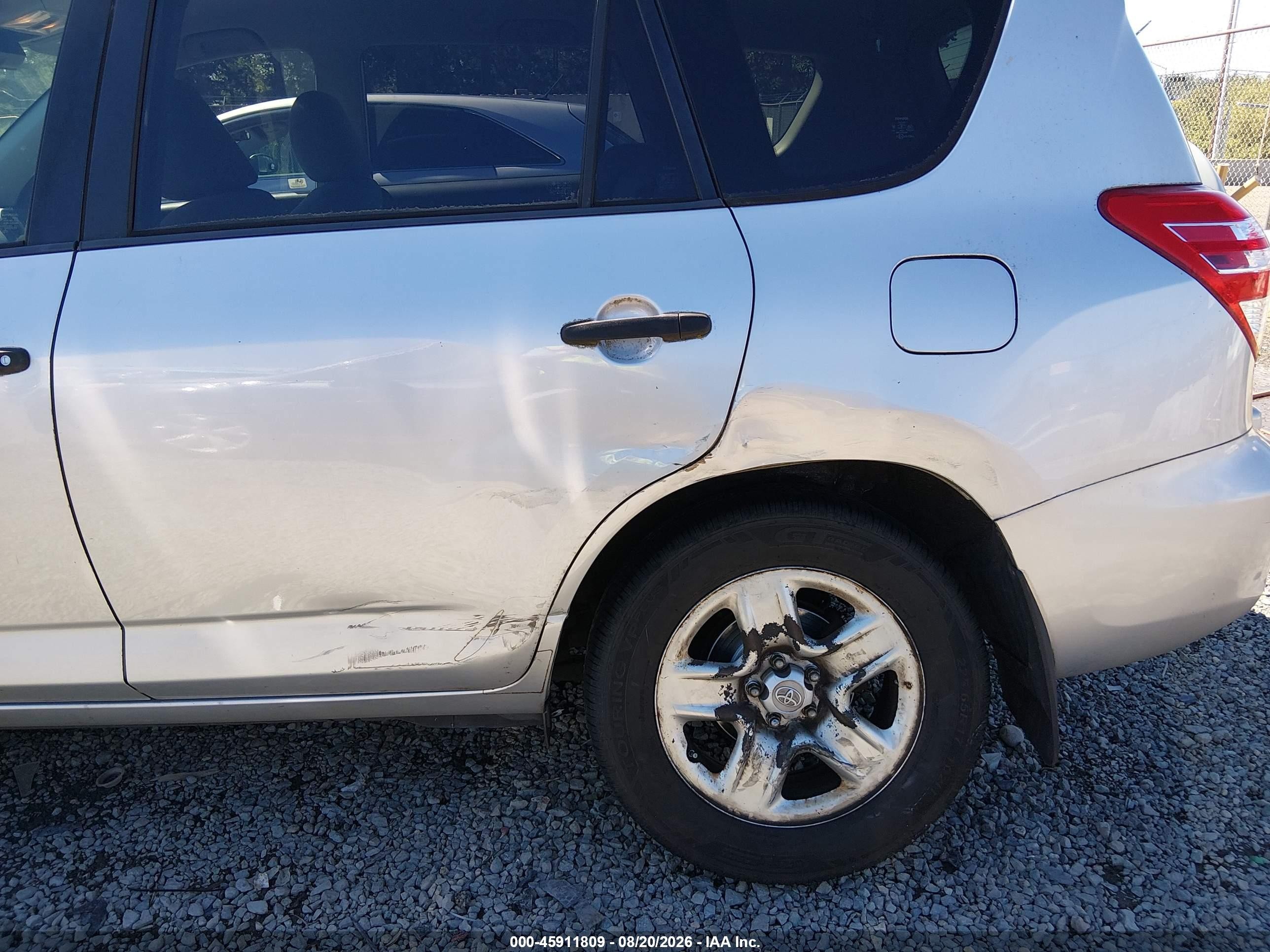 2010 Toyota Rav4   Silver vin: JTMBF4DVXAD032727