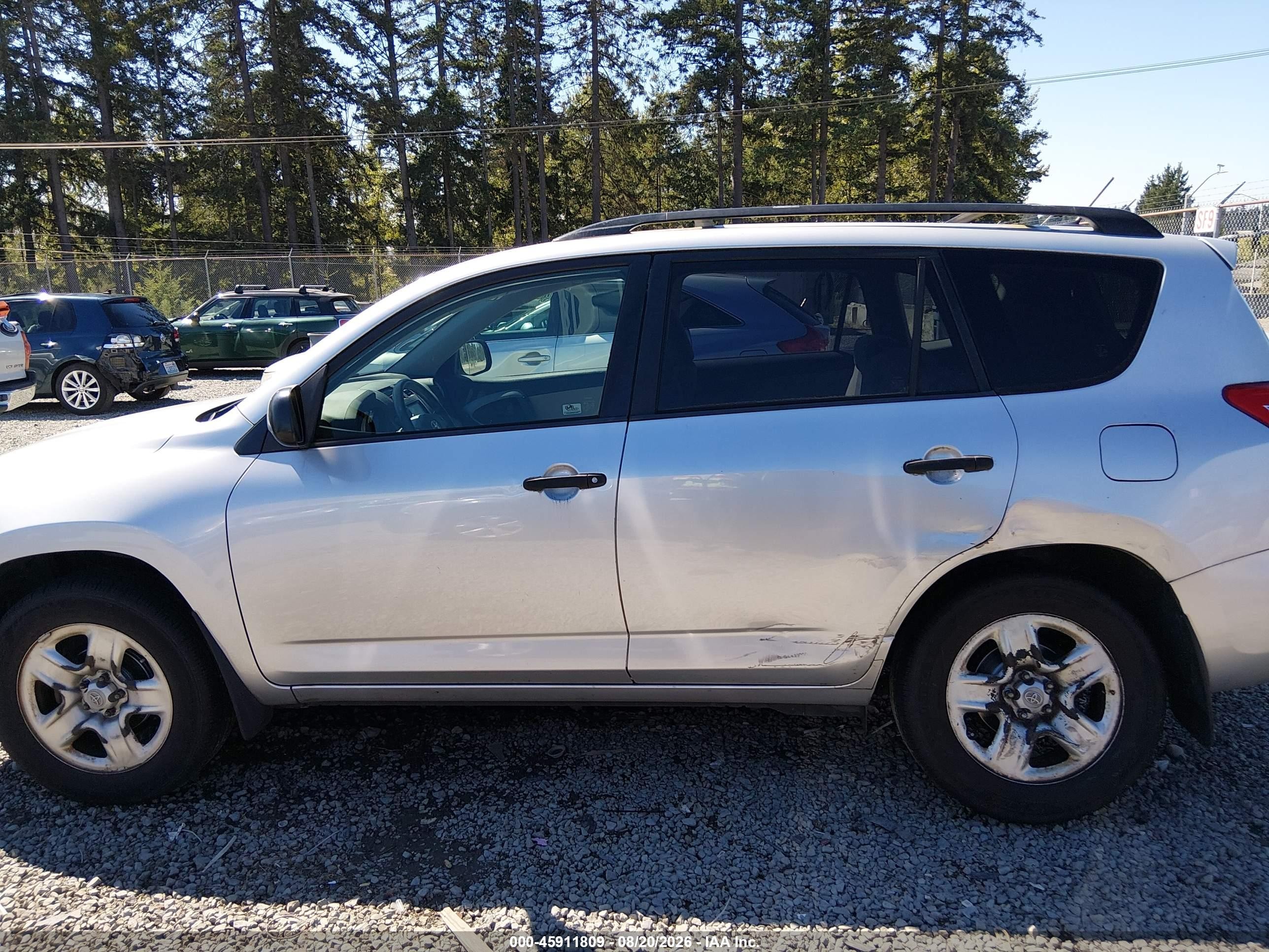 2010 Toyota Rav4   Silver vin: JTMBF4DVXAD032727