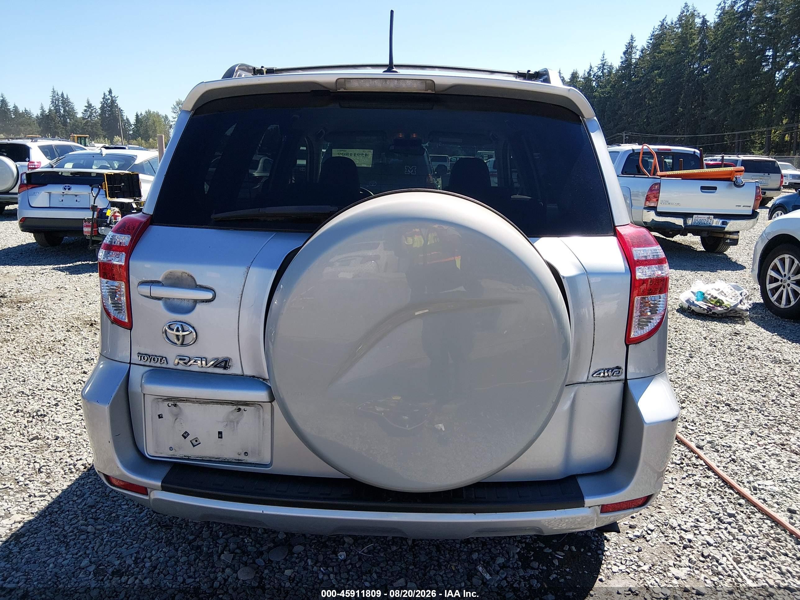 2010 Toyota Rav4   Silver vin: JTMBF4DVXAD032727