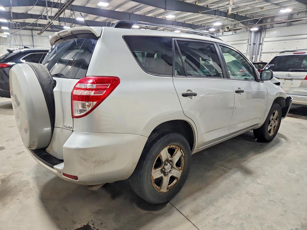 2010 Toyota Rav4 Base Silver vin: JTMBF4DVXAD038740