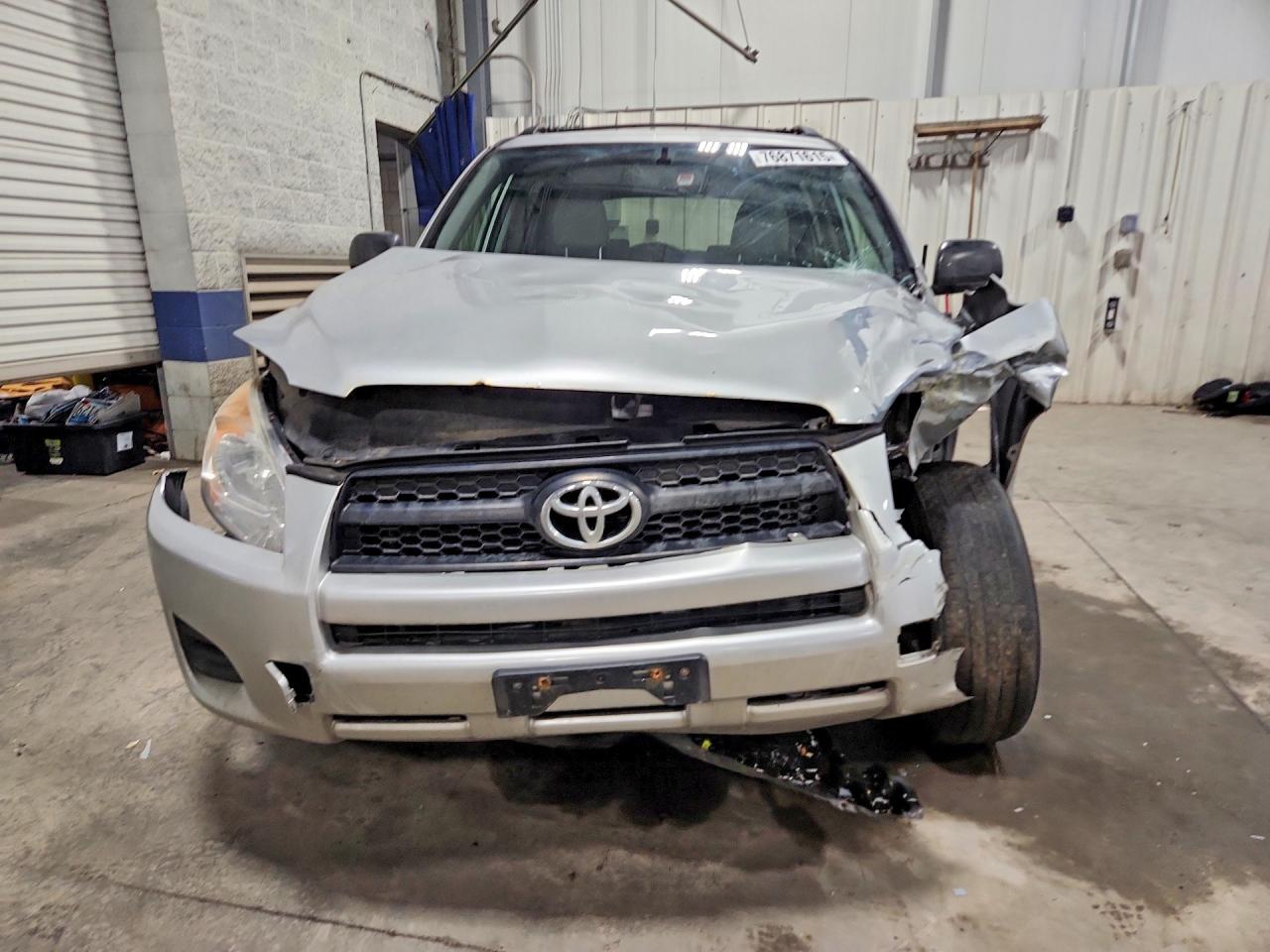 2010 Toyota Rav4 Base Silver vin: JTMBF4DVXAD038740