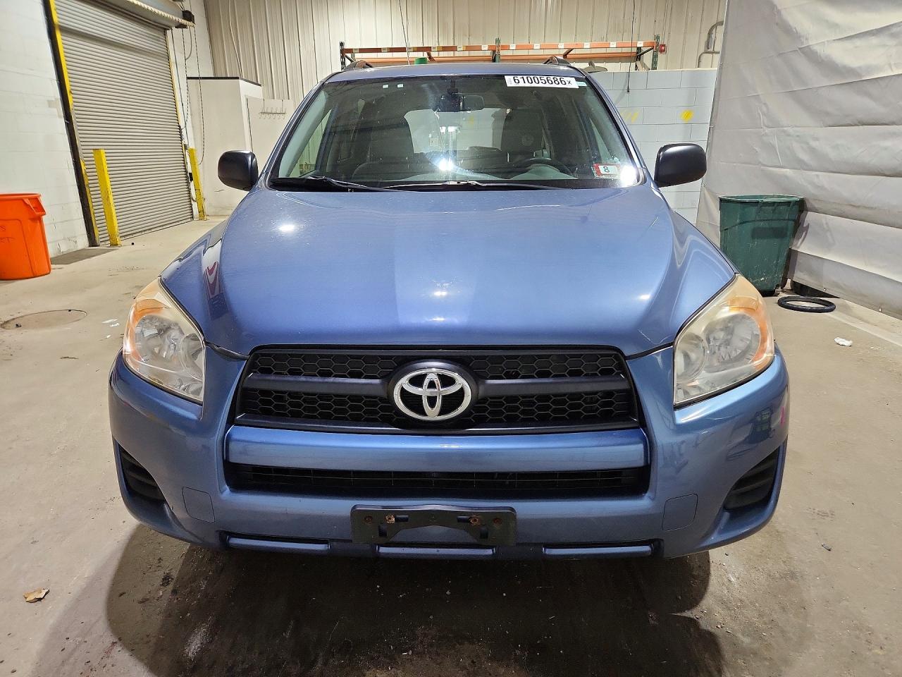 2011 Toyota Rav4 Base Blue vin: JTMBF4DVXB5049118
