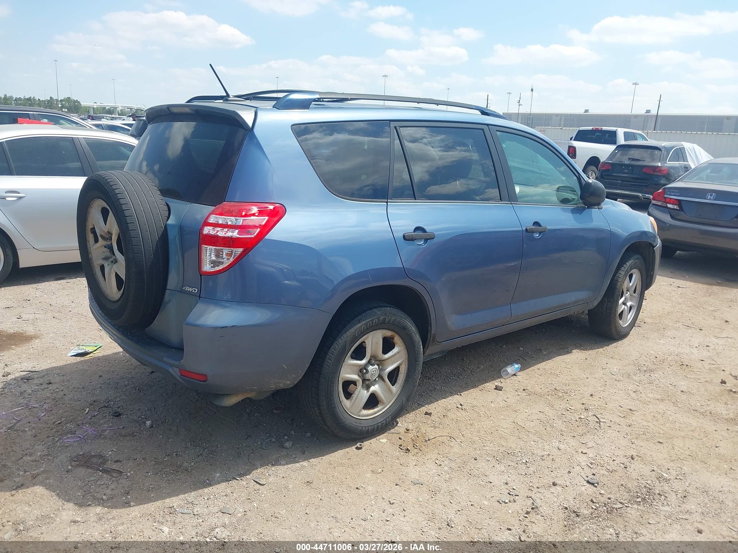 2011 Toyota Rav4   Blue vin: JTMBF4DVXBD040120
