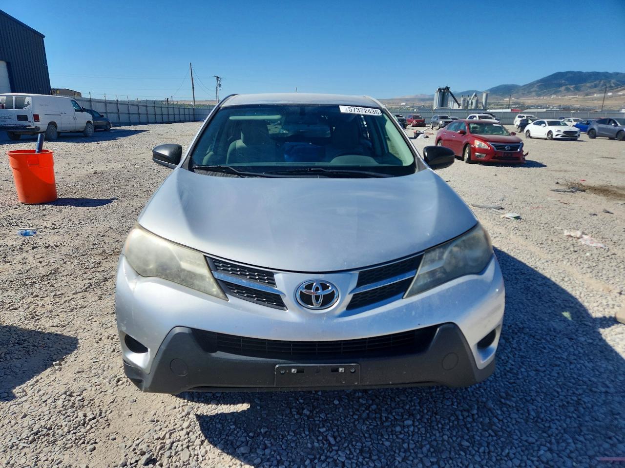 2013 Toyota Rav4 Le Silver vin: JTMBFREV0DD028122