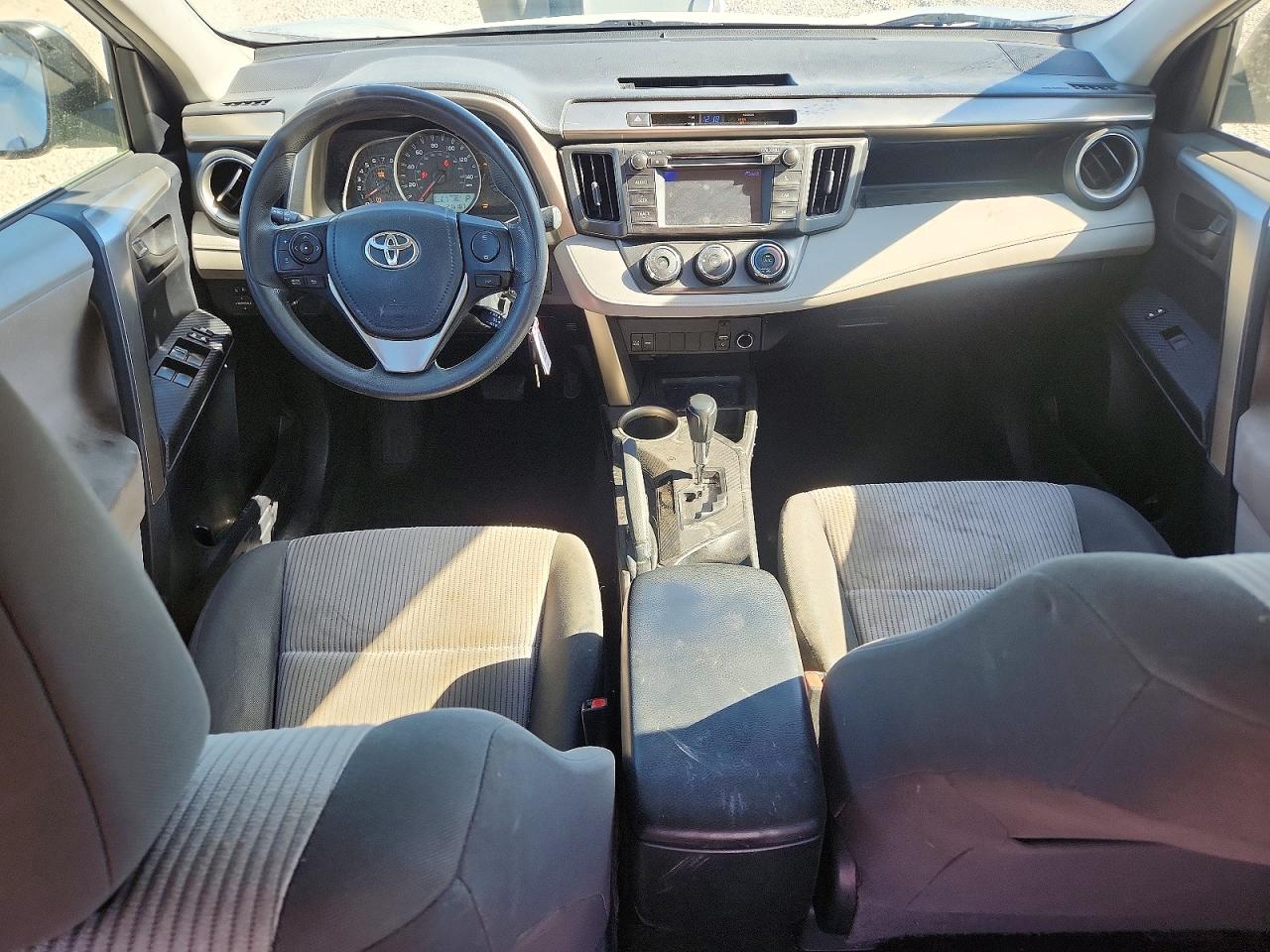 2013 Toyota Rav4 Le Silver vin: JTMBFREV0DD028122
