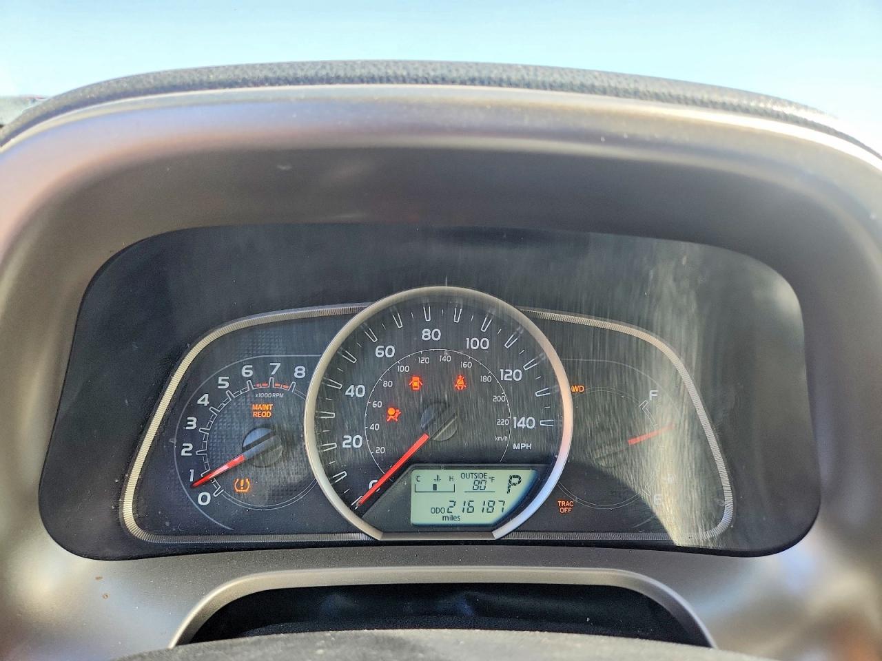 2013 Toyota Rav4 Le Silver vin: JTMBFREV0DD028122