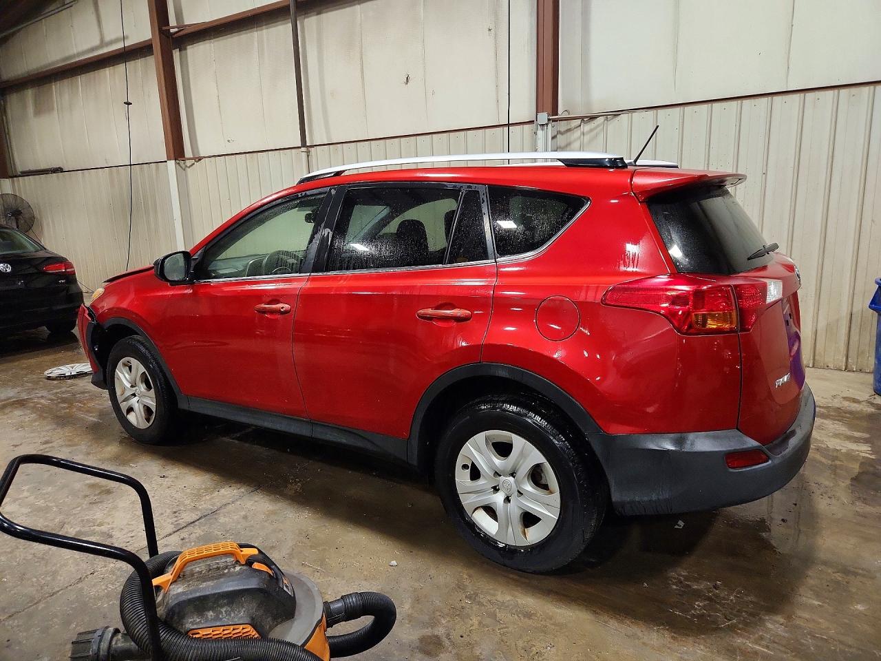 2014 Toyota Rav4 Le Red vin: JTMBFREV0ED056312