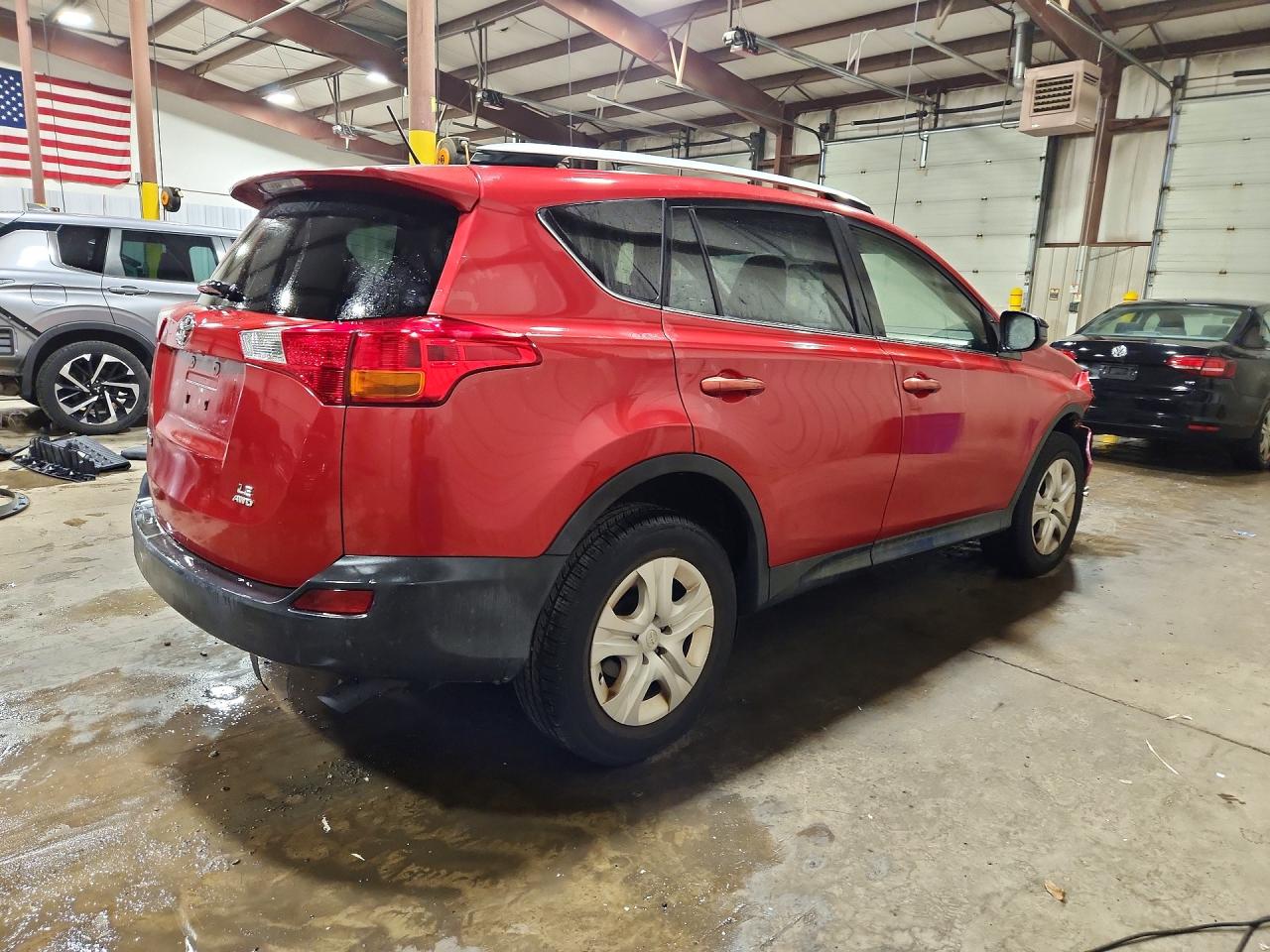 2014 Toyota Rav4 Le Red vin: JTMBFREV0ED056312