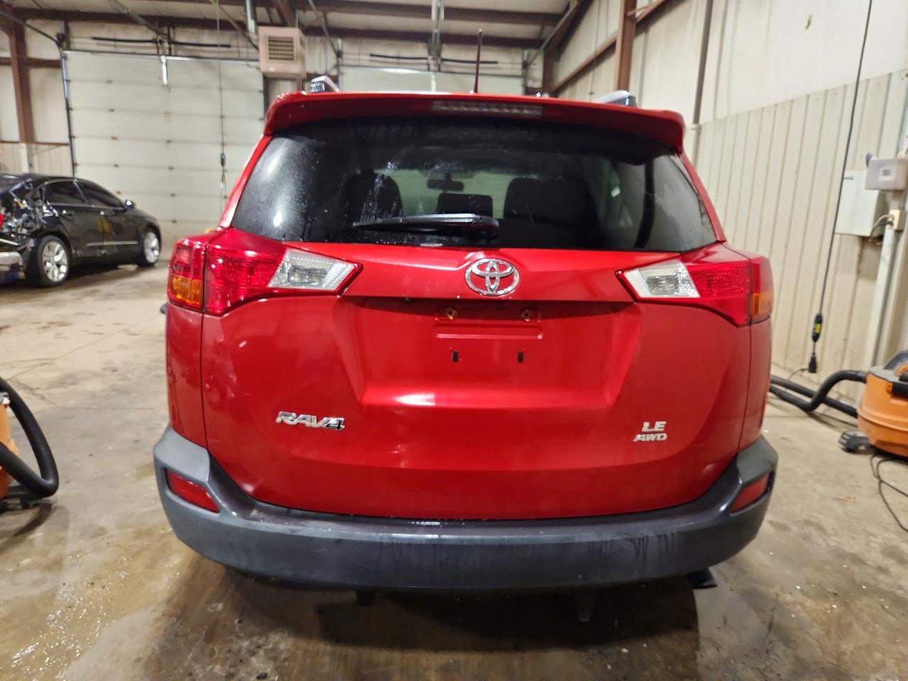 2014 Toyota Rav4 Le Red vin: JTMBFREV0ED056312